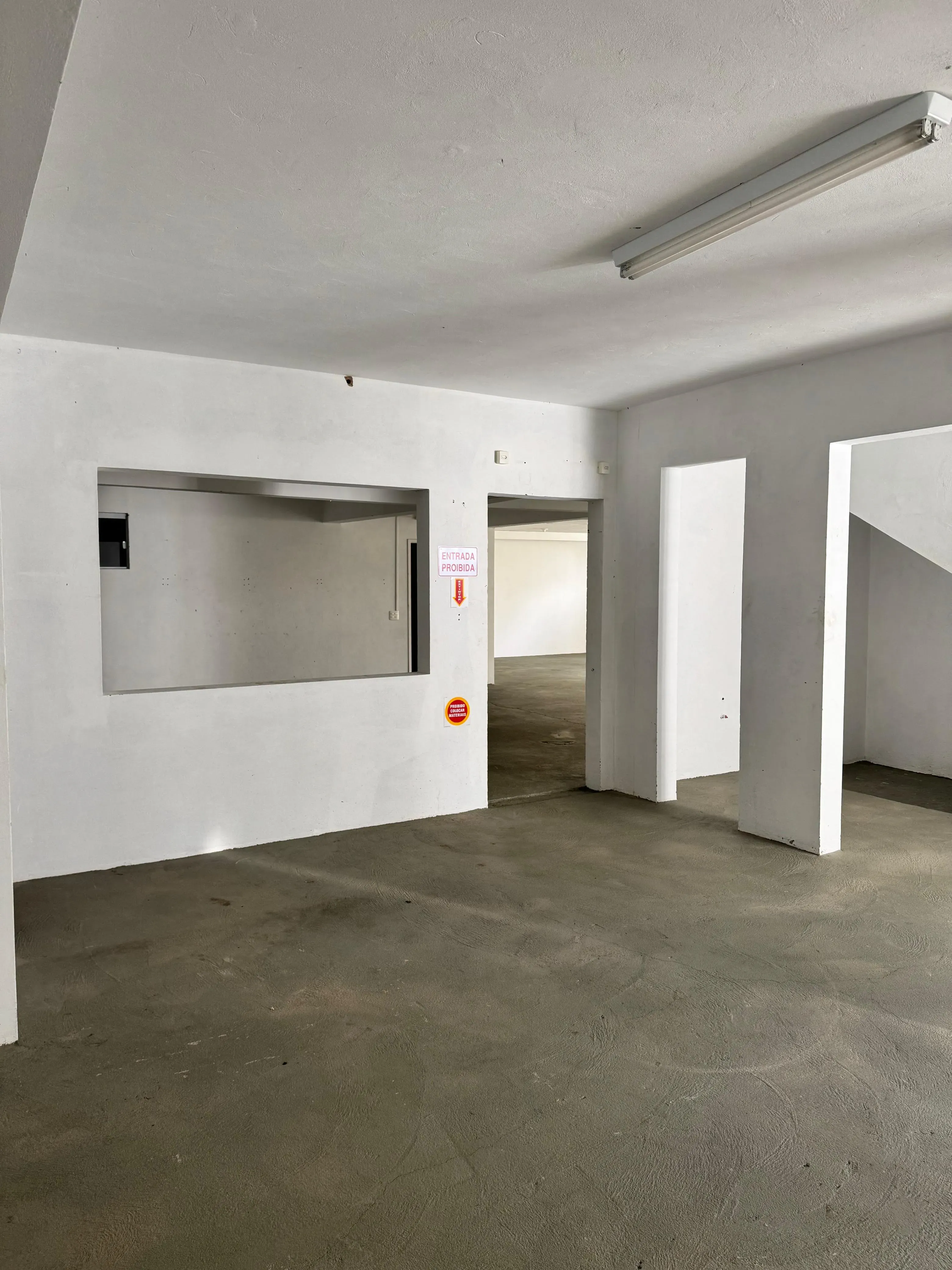 Casa com 4 dormitórios sendo 2 suítes e ampla garagem a no bairro Jardim Blumenau - Blumenau/SC