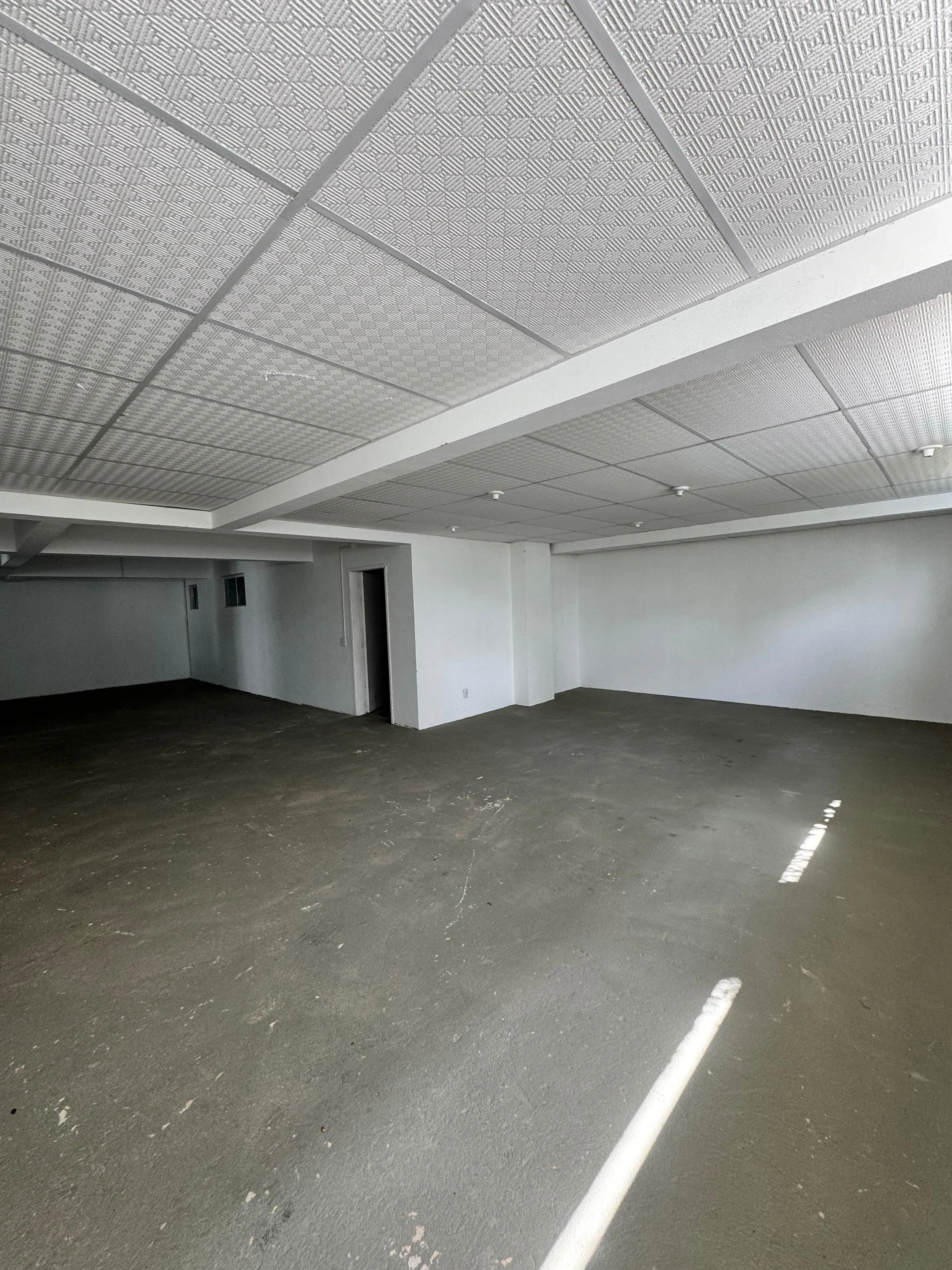 Casa com 4 dormitórios sendo 2 suítes e ampla garagem a no bairro Jardim Blumenau - Blumenau/SC