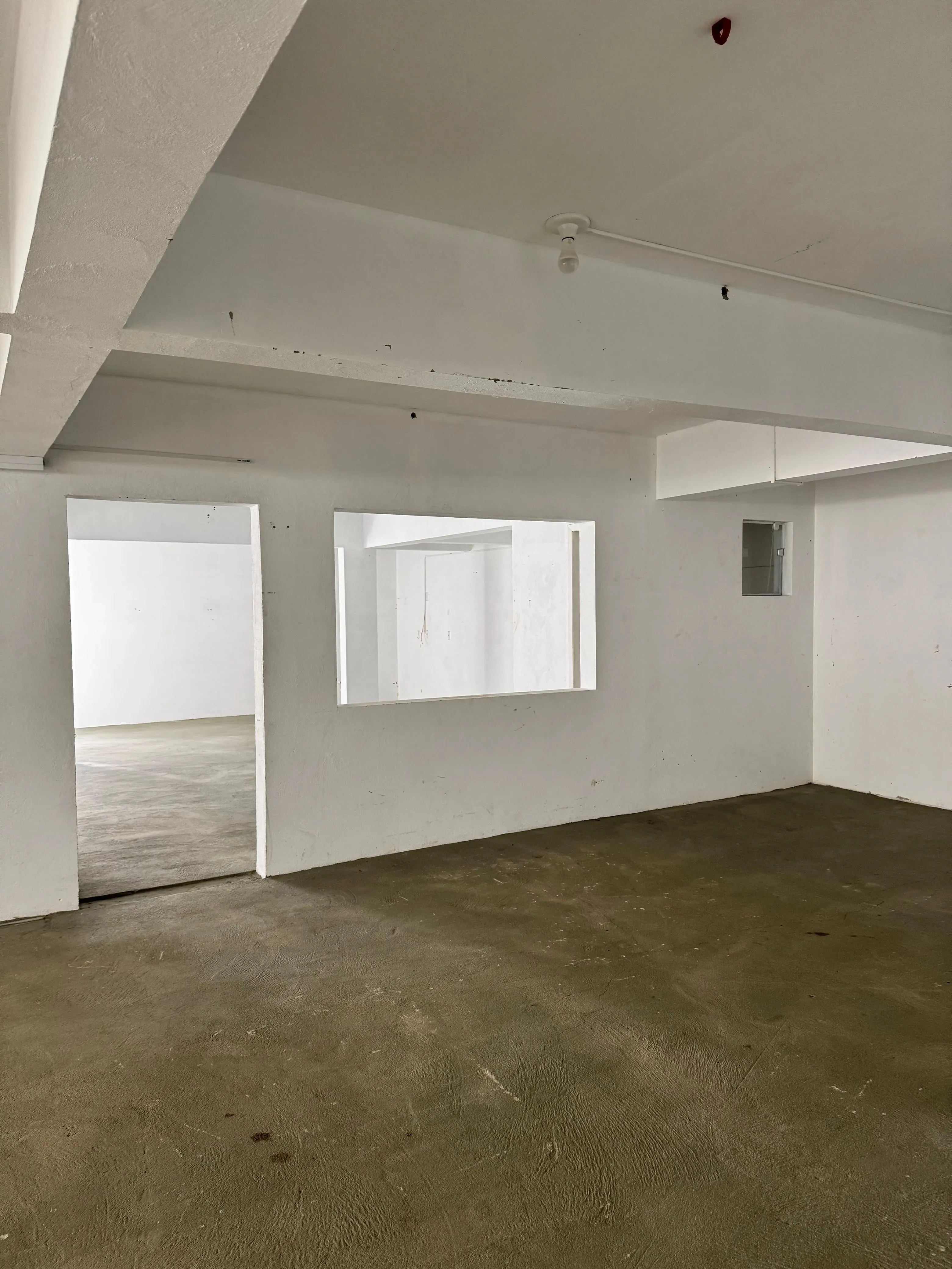 Casa com 4 dormitórios sendo 2 suítes e ampla garagem a no bairro Jardim Blumenau - Blumenau/SC