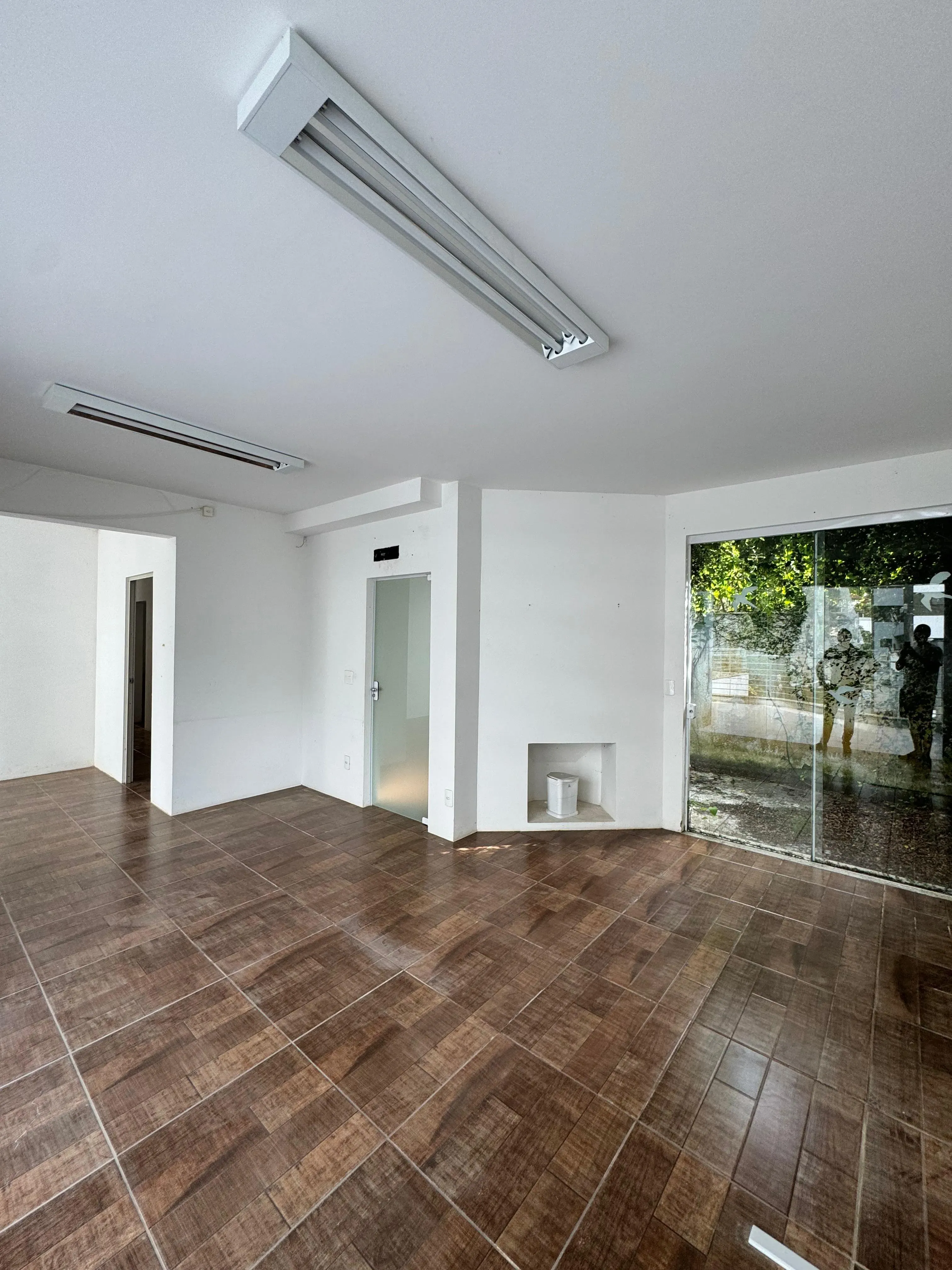 Casa com 4 dormitórios sendo 2 suítes e ampla garagem a no bairro Jardim Blumenau - Blumenau/SC