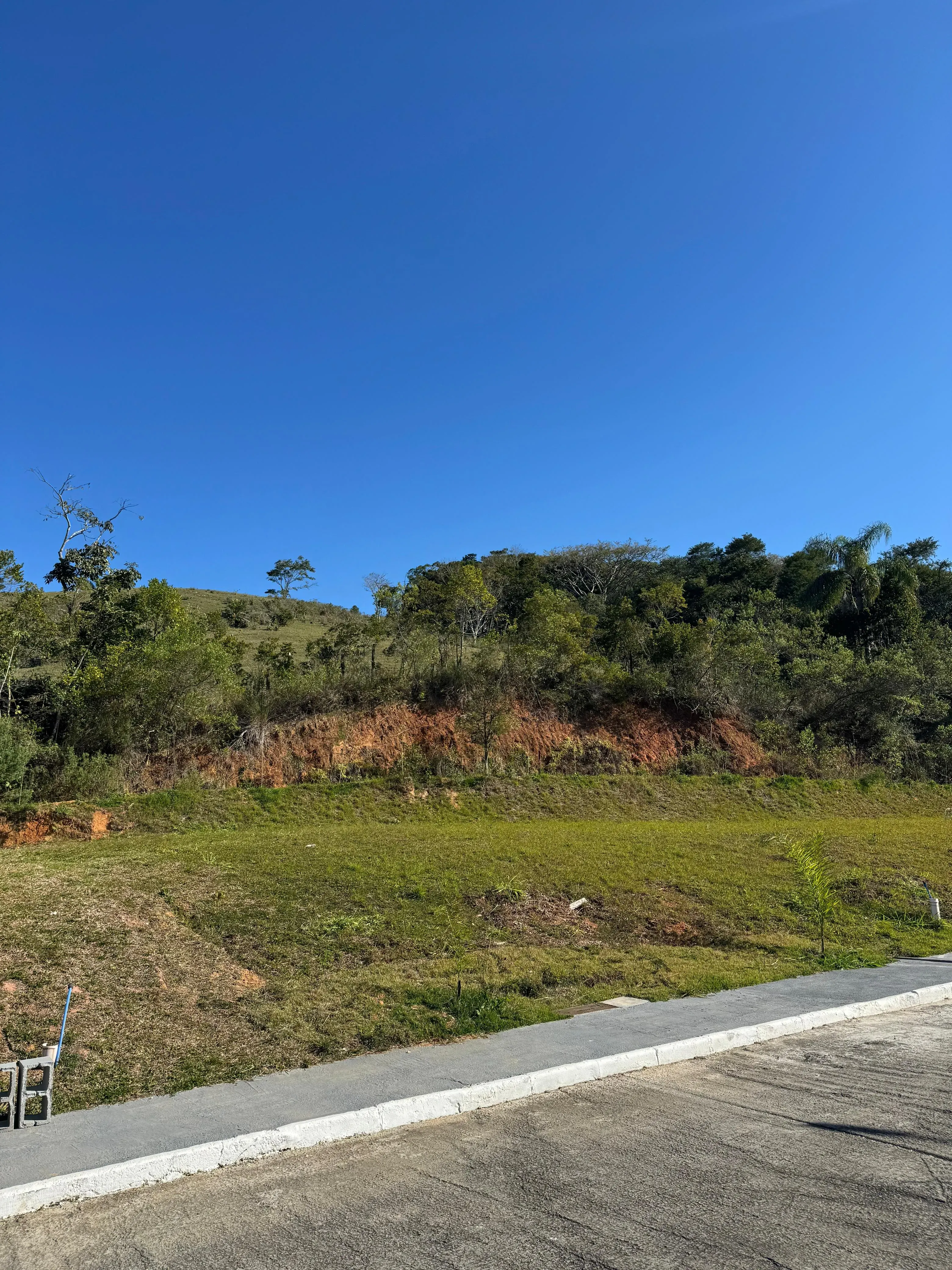 Terreno com 382,51m² em condomínio fechado no bairro Nova Esperança em Balneário Camboriú