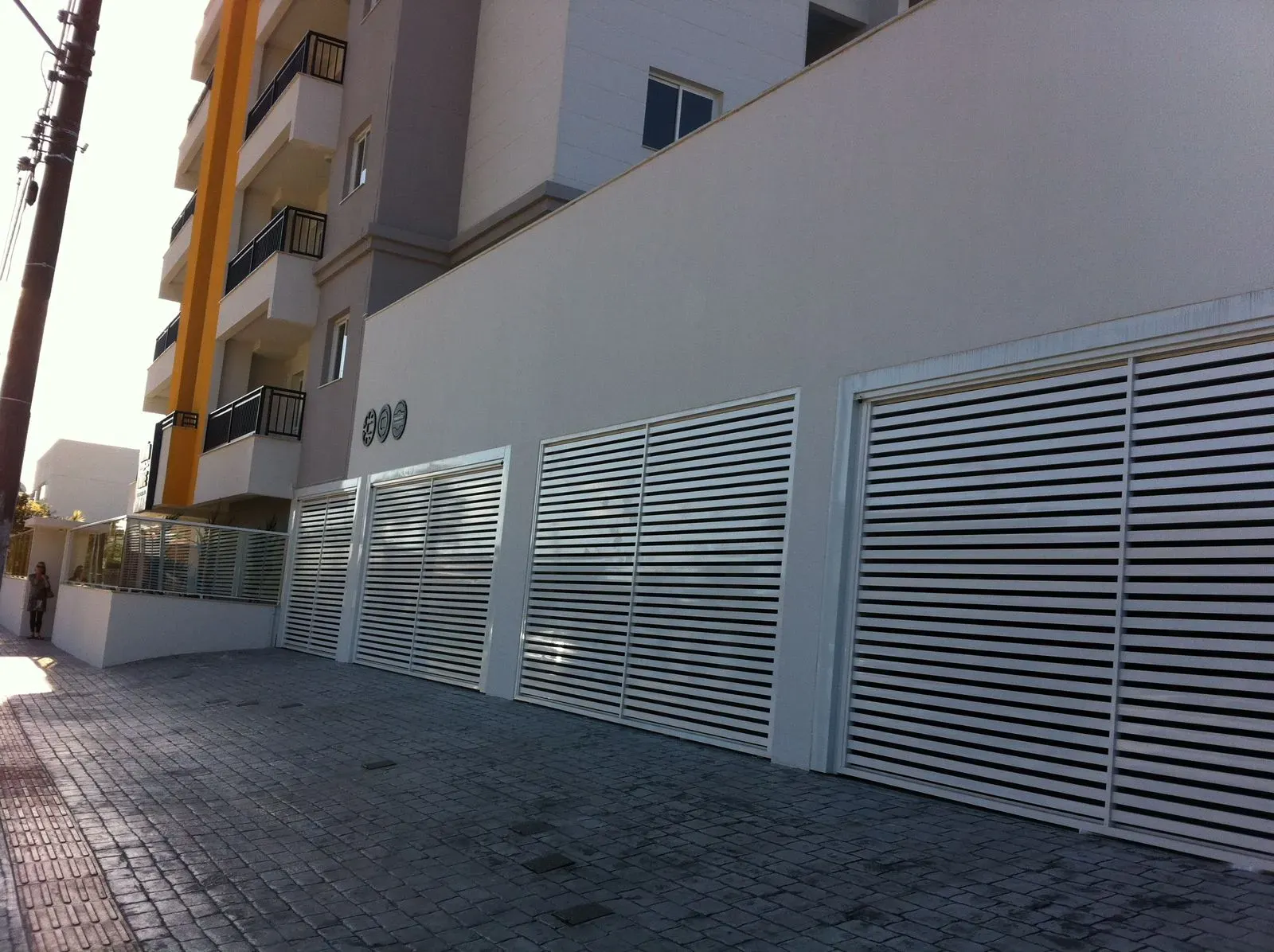 Apartamento com 2 dormitórios sendo 1 suíte e 1 vaga de garagem em Itajaí/SC