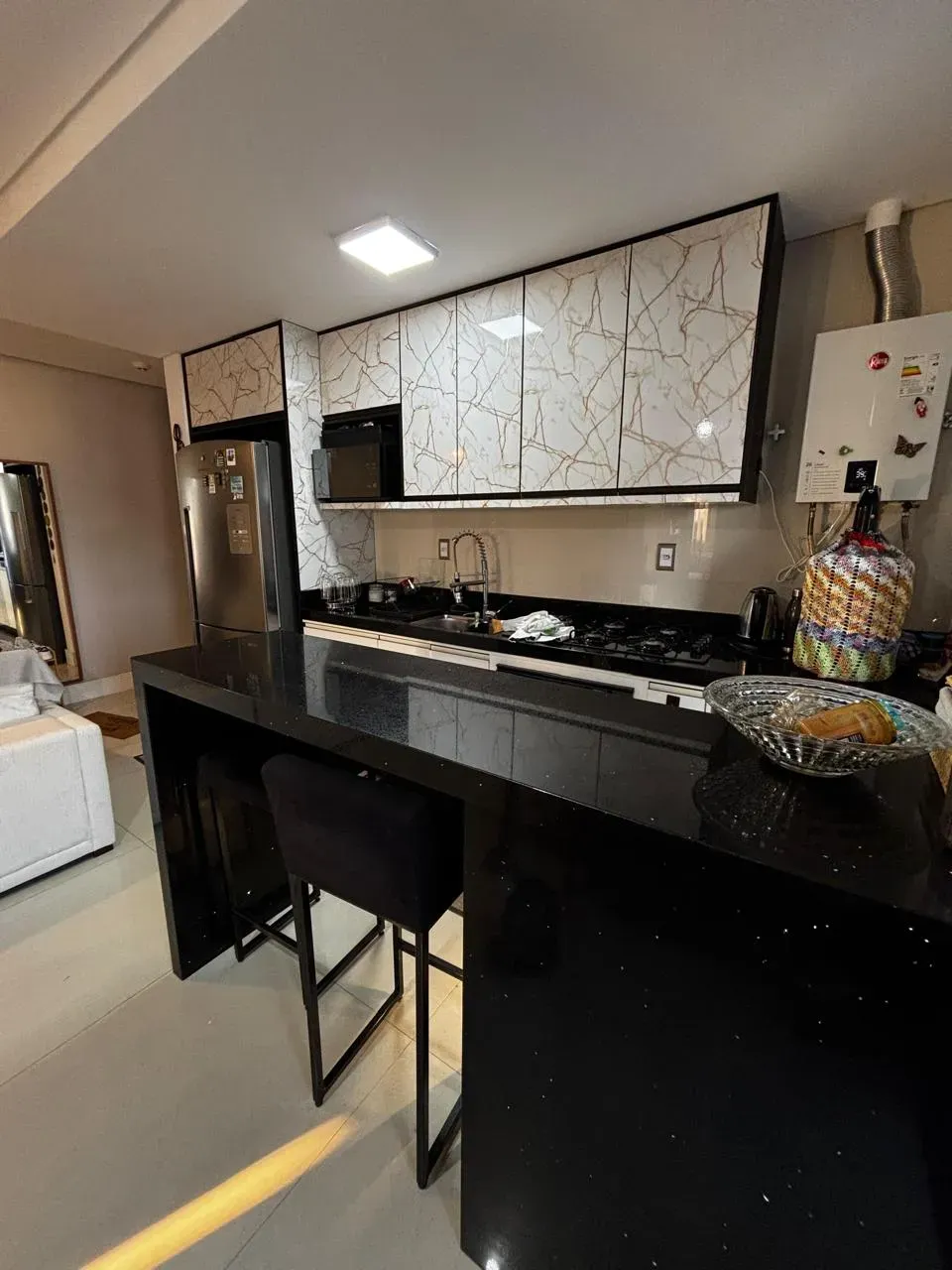 Apartamento com 3 dormitórios sendo 1 suíte e 2 vagas de garagem  no bairro Ressacada em Itajaí/SC