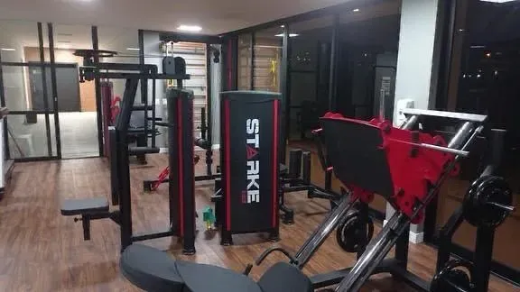 Casa com 4 suítes e 4 vagas de garagem em condomínio Fechado nos Ingleses – Florianópolis/SC