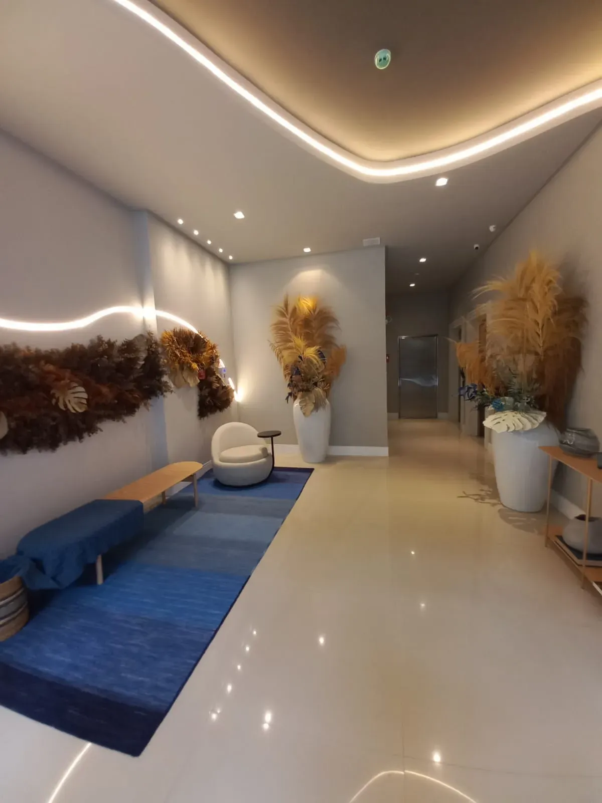 Apartamento pronto para morar 2 dormitórios sendo 1 suíte e 1 vaga em Itapema - SC