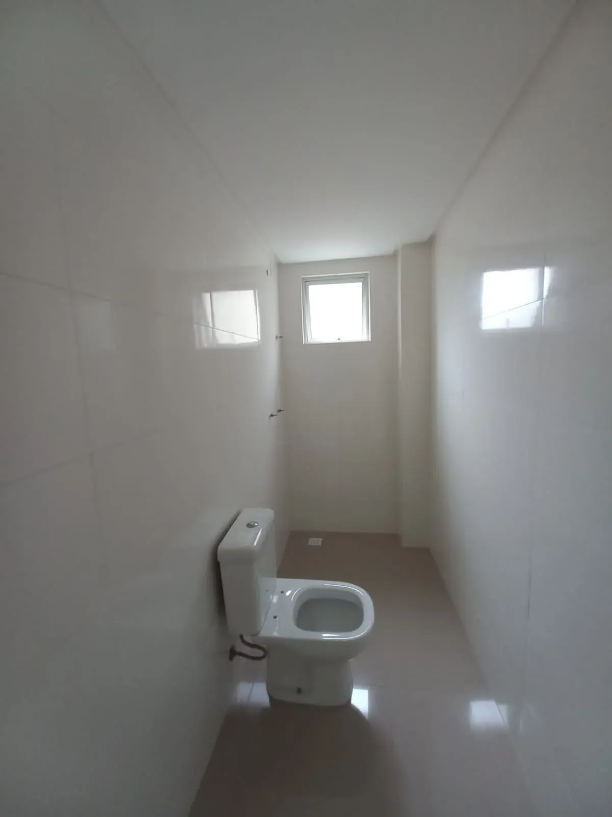 Apartamento pronto para morar 2 dormitórios sendo 1 suíte e 1 vaga em Itapema - SC