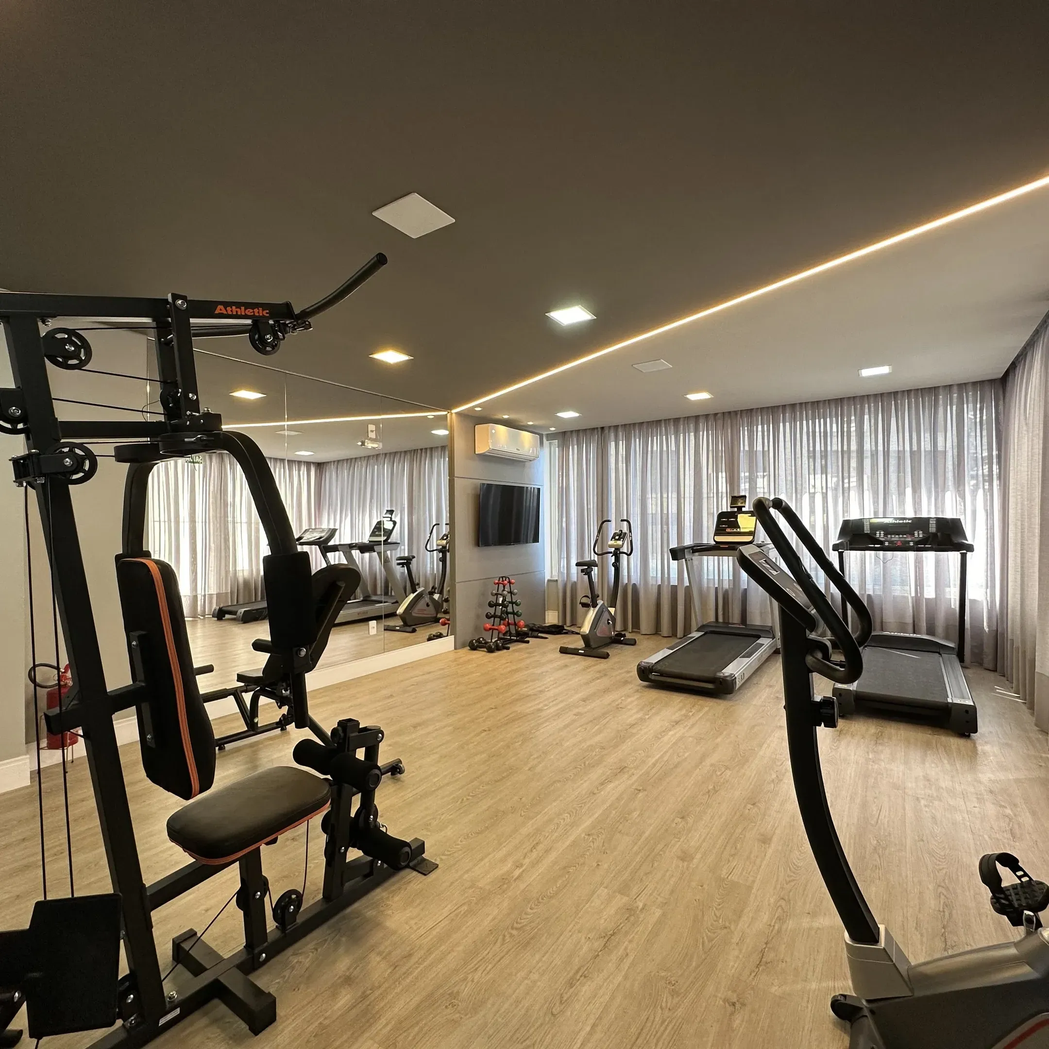 Apartamento pronto para morar 2 dormitórios sendo 1 suíte e 1 vaga em Itapema - SC