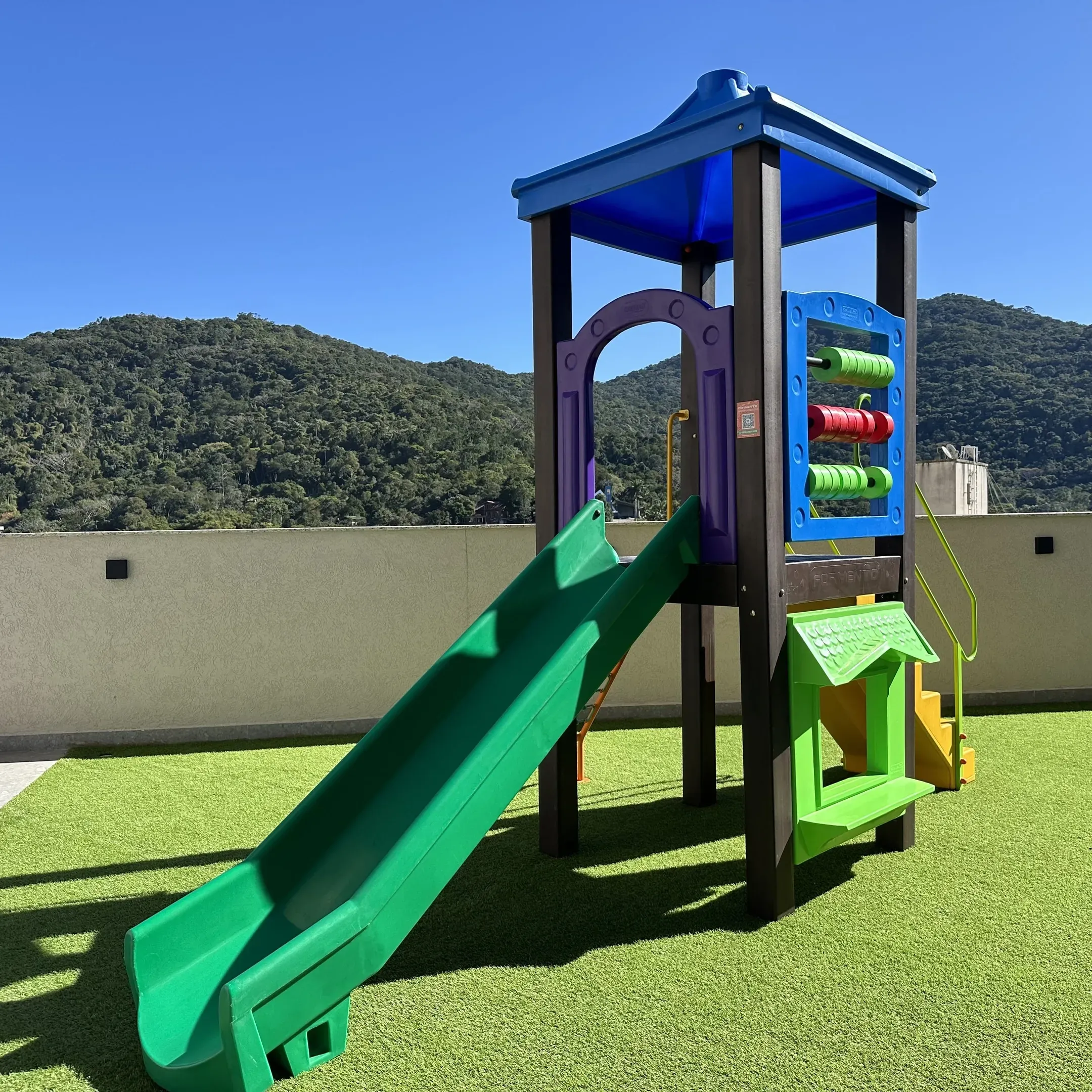 Apartamento pronto para morar 2 dormitórios sendo 1 suíte e 1 vaga em Itapema - SC