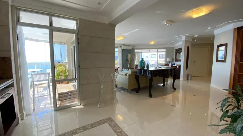 Apartamento no Centro em Balneário Camboriú — foto 6
