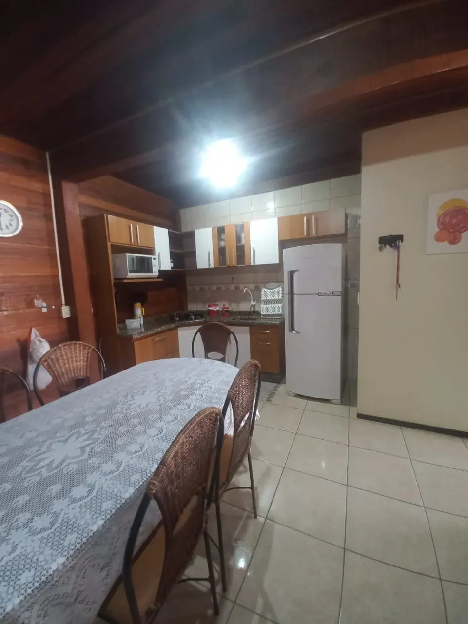 Casa com 3 dormitórios sendo 1 suíte e 2 vagas de garagem em Penha/SC