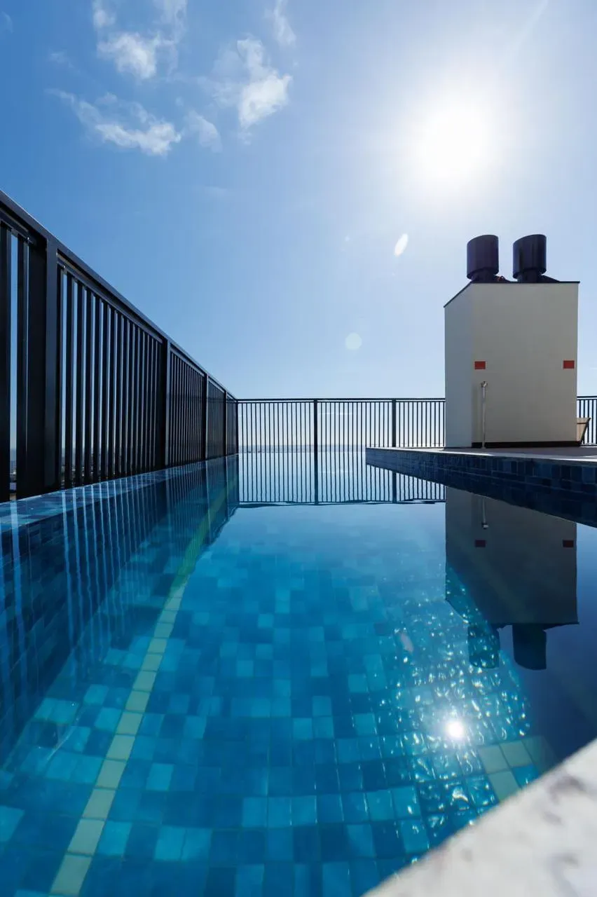 Apartamento Alto Padrão com 2 suítes + 2 demi e 2 vagas de garagem no Centro de Itajaí