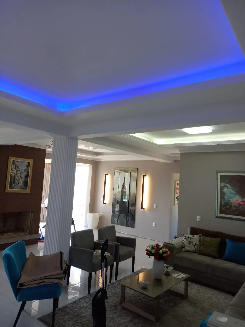 Casa com 3 dormitórios sendo 1 suíte e 8 vagas de garagem em Balneário Piçarras/SC