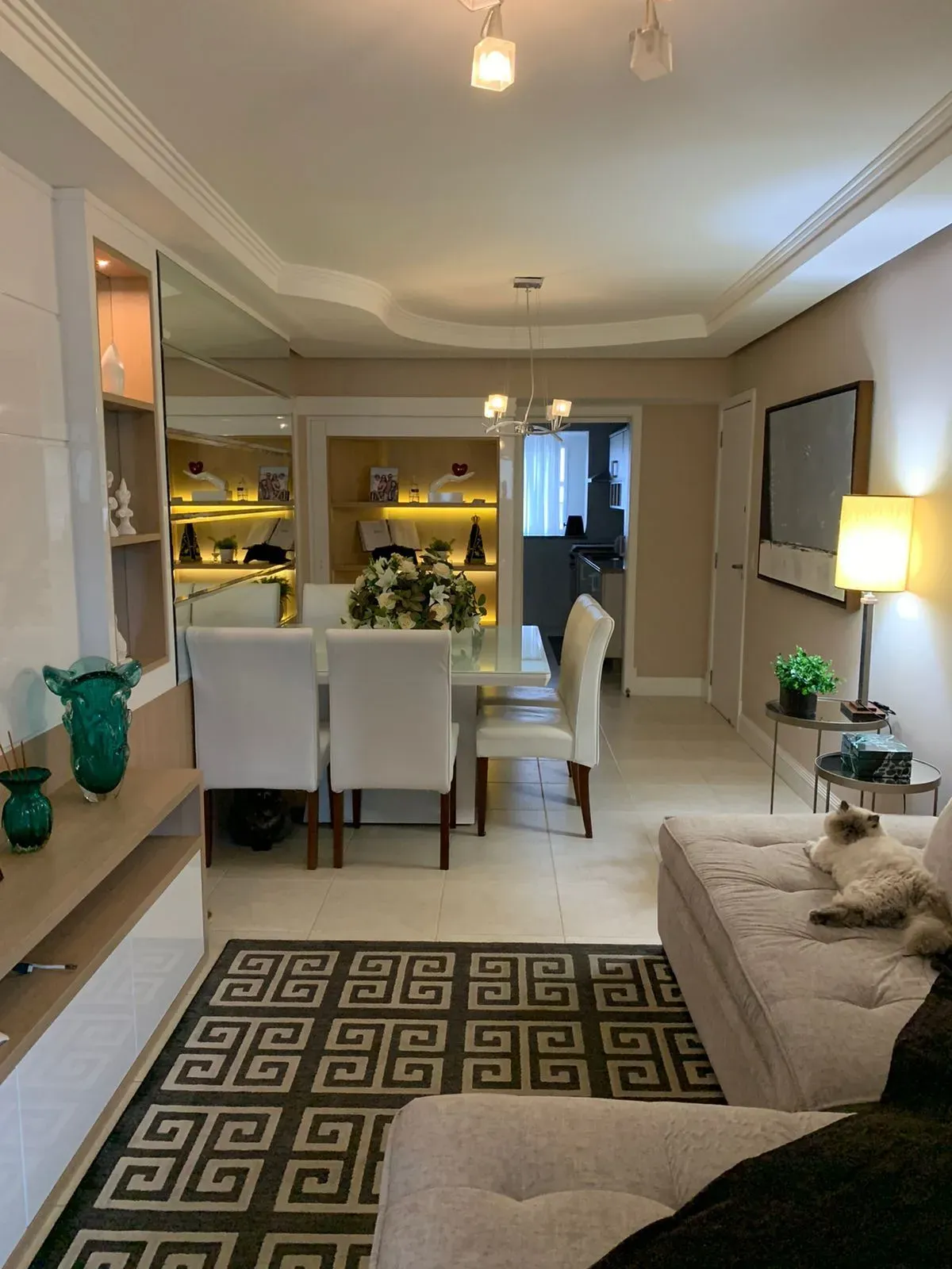 Cobertura duplex com 3 suítes sendo 1 master e 2 vagas - Meia Praia | Itapema/SC