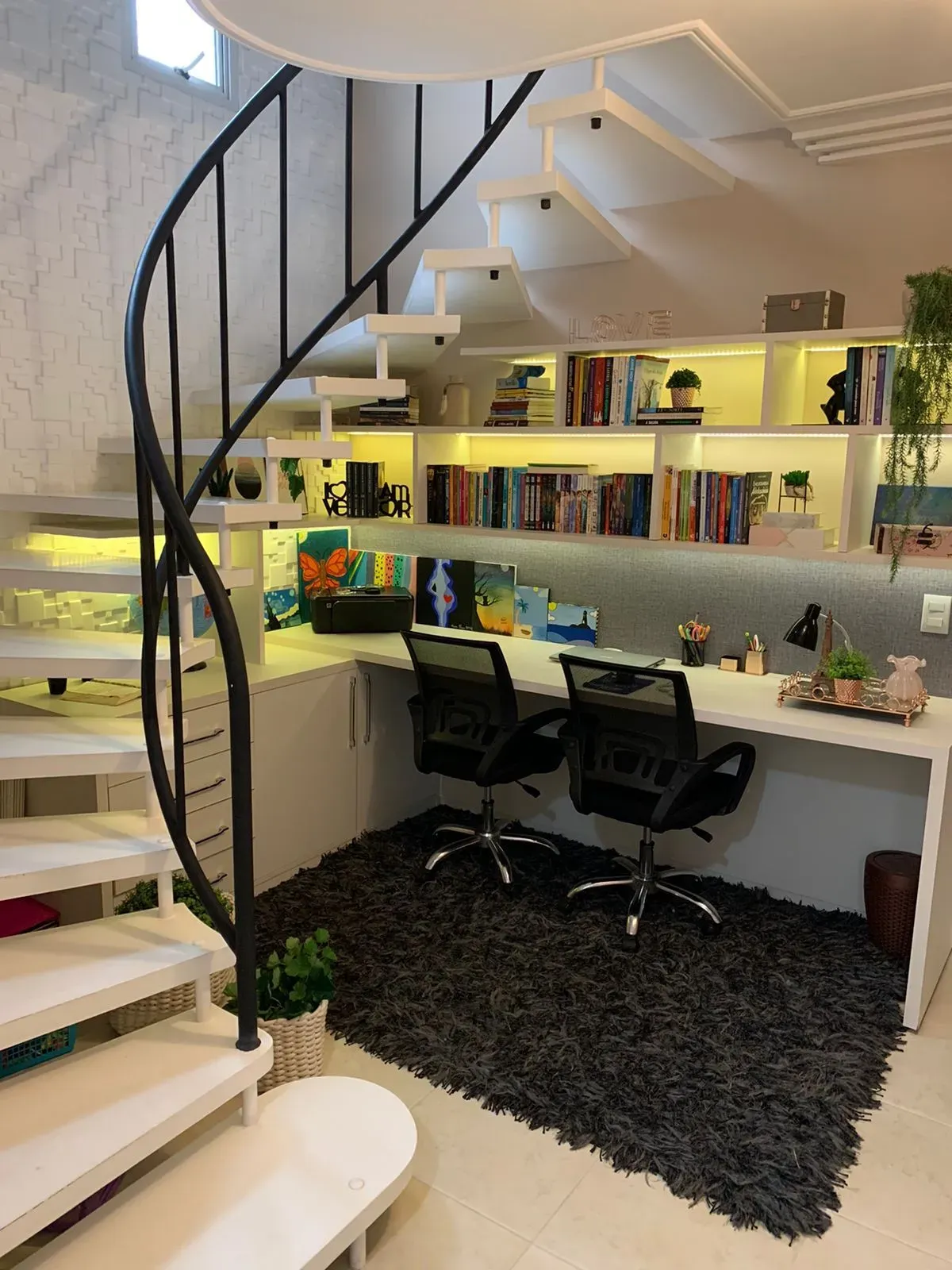 Cobertura duplex com 3 suítes sendo 1 master e 2 vagas - Meia Praia | Itapema/SC