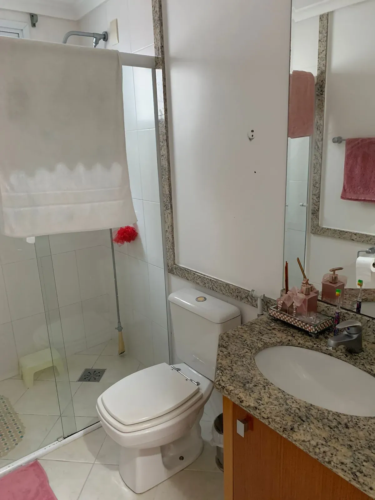 Cobertura duplex com 3 suítes sendo 1 master e 2 vagas - Meia Praia | Itapema/SC