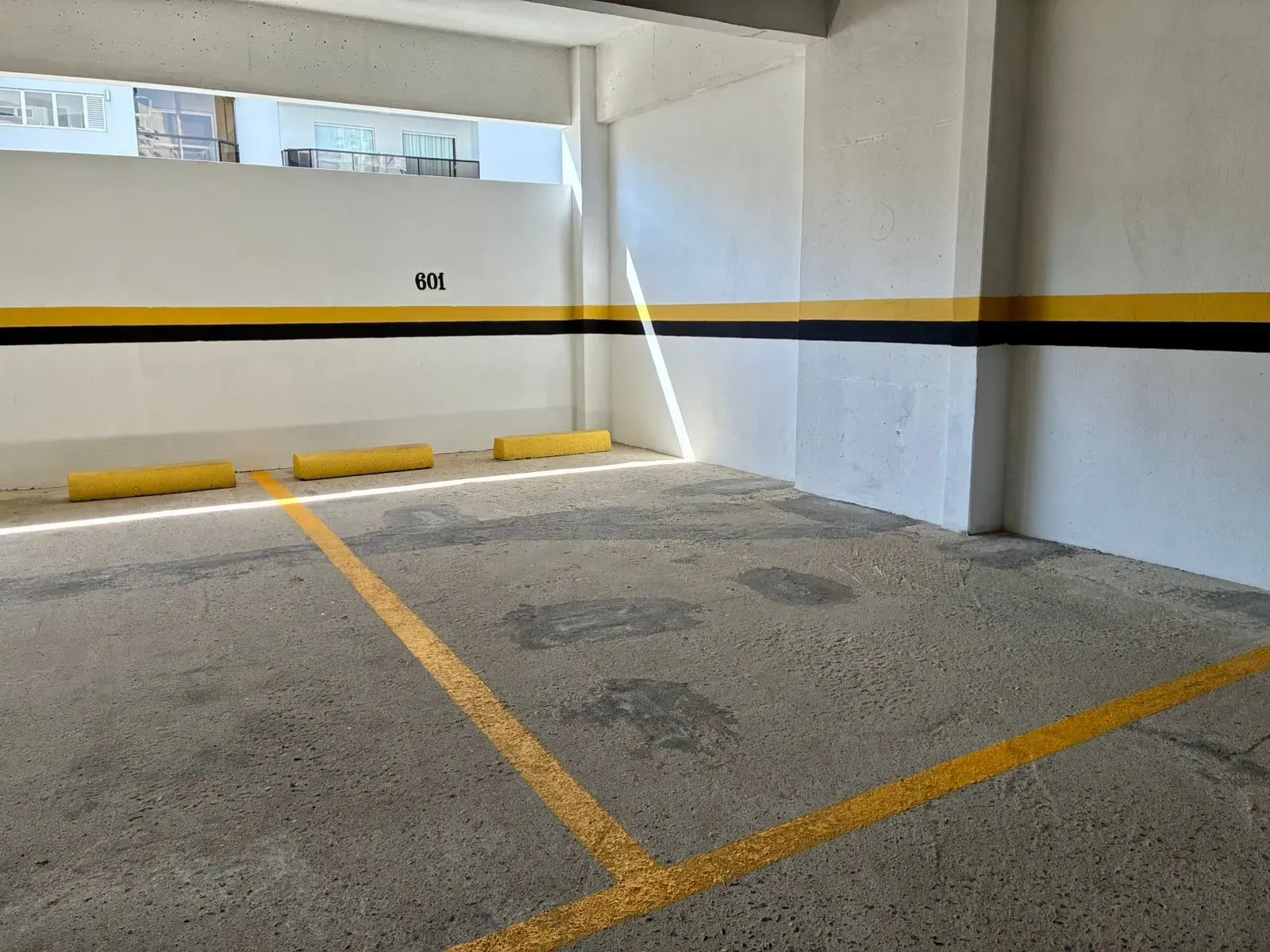 Frente mar com 3 dormitórios sendo 1 suíte e 2 vagas, Vista Panorâmica da Orla de Balneário Camboriú