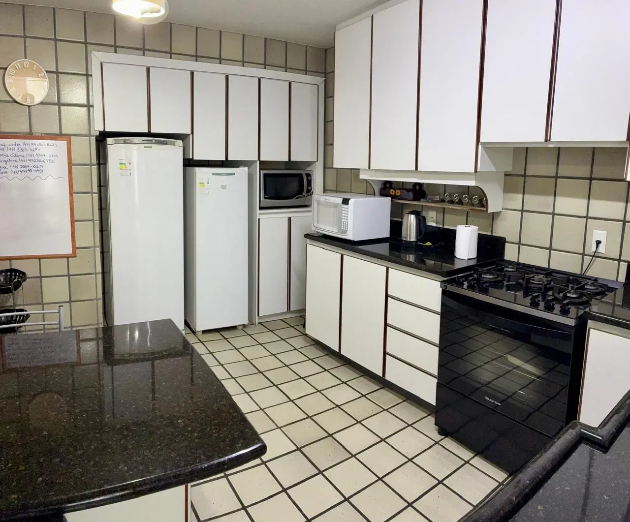 Frente mar com 3 dormitórios sendo 1 suíte e 2 vagas, Vista Panorâmica da Orla de Balneário Camboriú