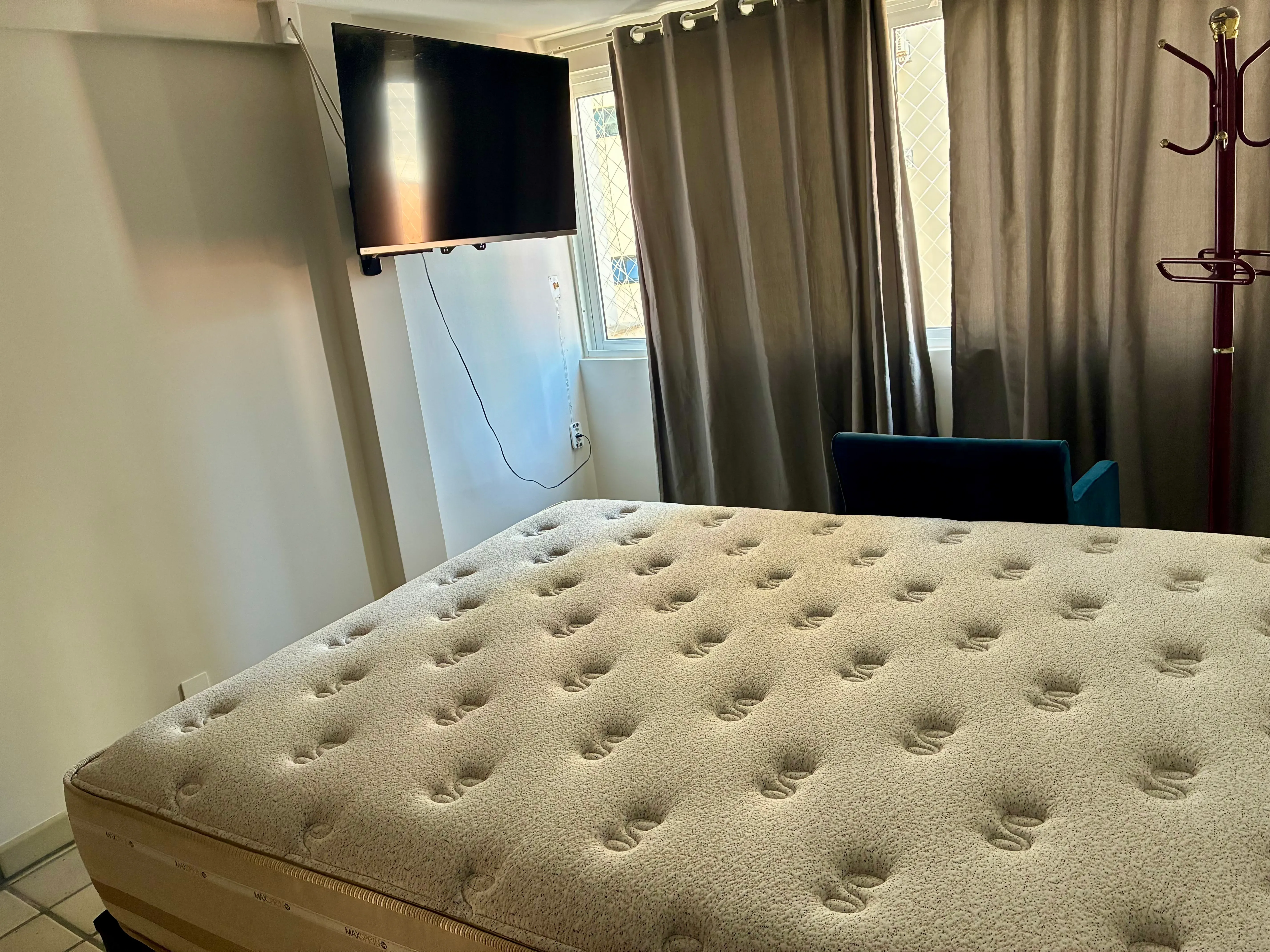 Frente mar com 3 dormitórios sendo 1 suíte e 2 vagas, Vista Panorâmica da Orla de Balneário Camboriú