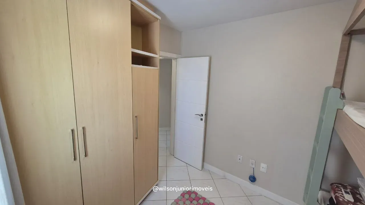 Apartamento quadra mar com 3 dormitórios sendo 1 suíte e 1 vaga em Meia Praia - Itapema/SC