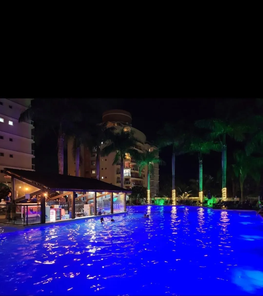 Apartamento com 3 dormitórios sendo 1 suíte e 1 vaga de garagem em Penha