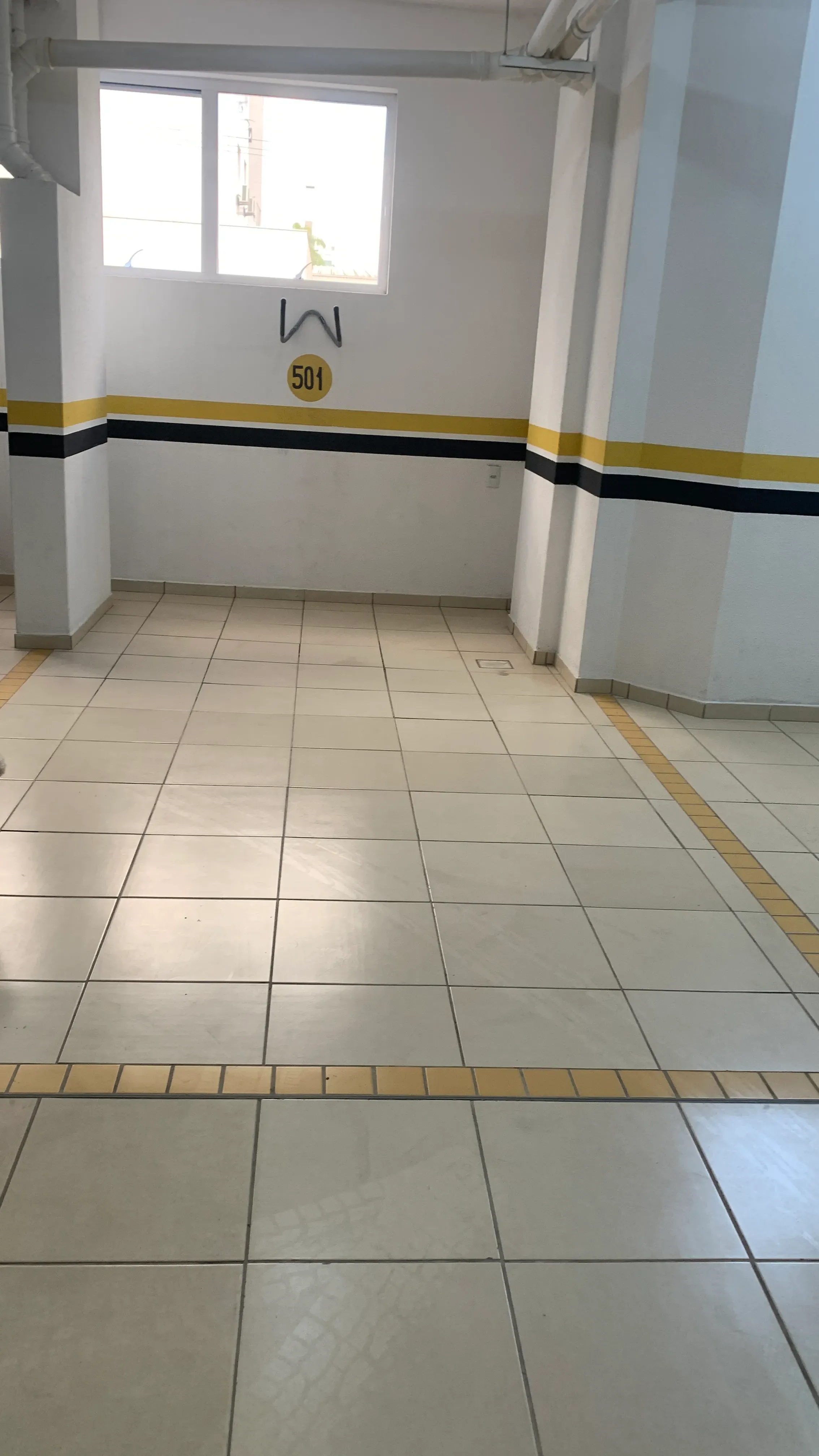 2 dormitórios sendo 1 suíte e 2 vagas de garagem - Bairro das Nações, Balneário Camboriú/SC