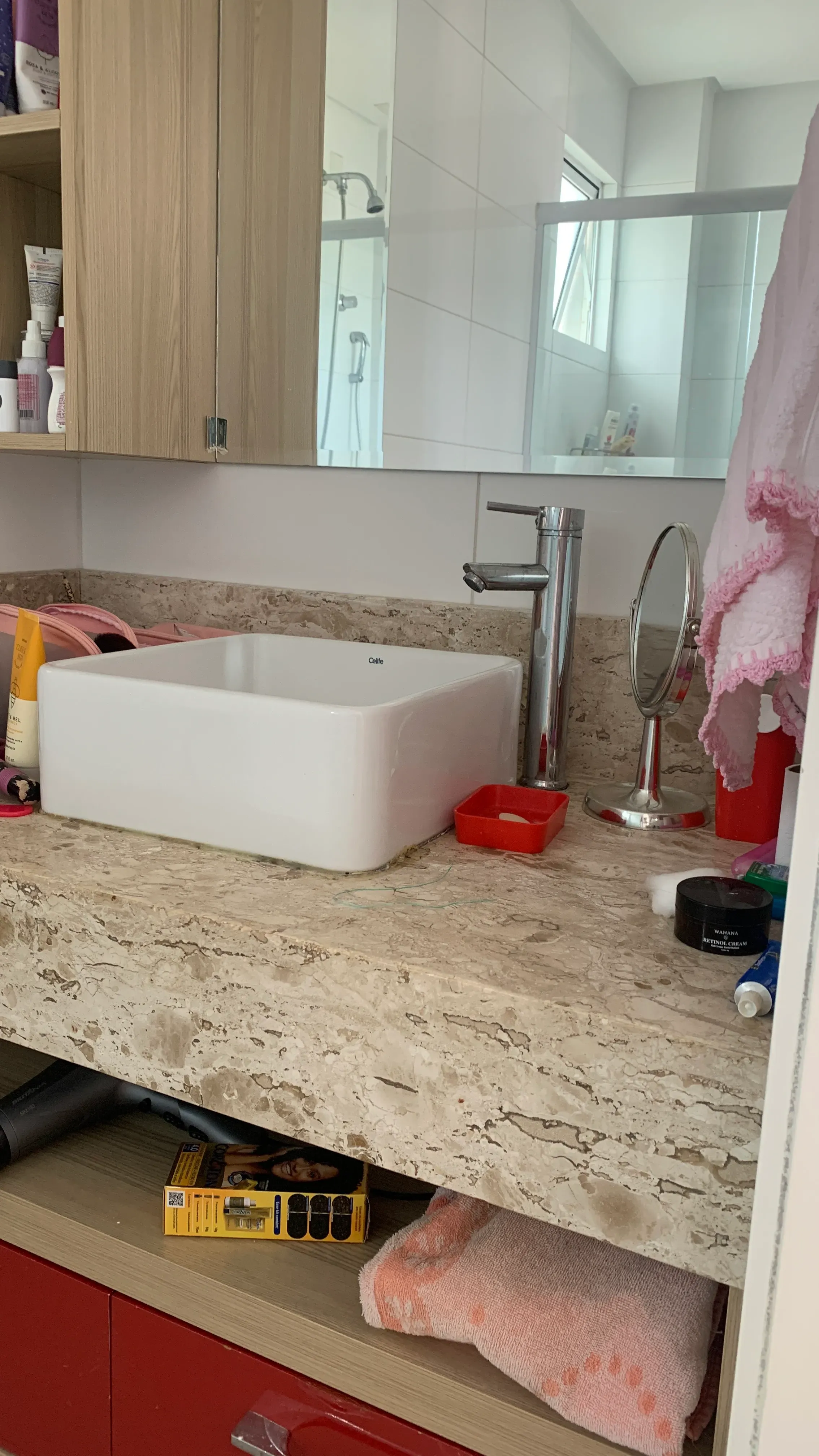 2 dormitórios sendo 1 suíte e 2 vagas de garagem - Bairro das Nações, Balneário Camboriú/SC