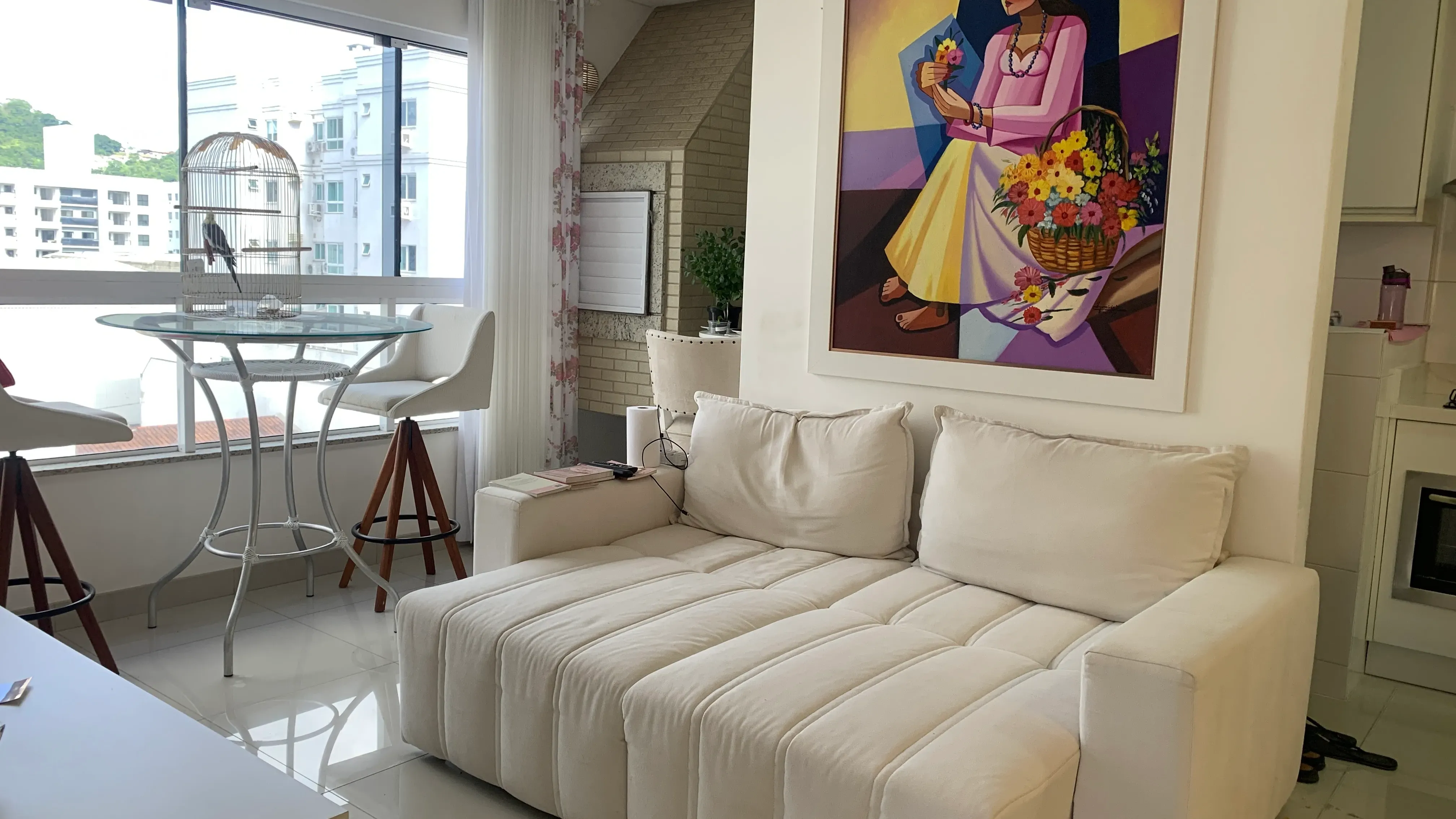 2 dormitórios sendo 1 suíte e 2 vagas de garagem - Bairro das Nações, Balneário Camboriú/SC