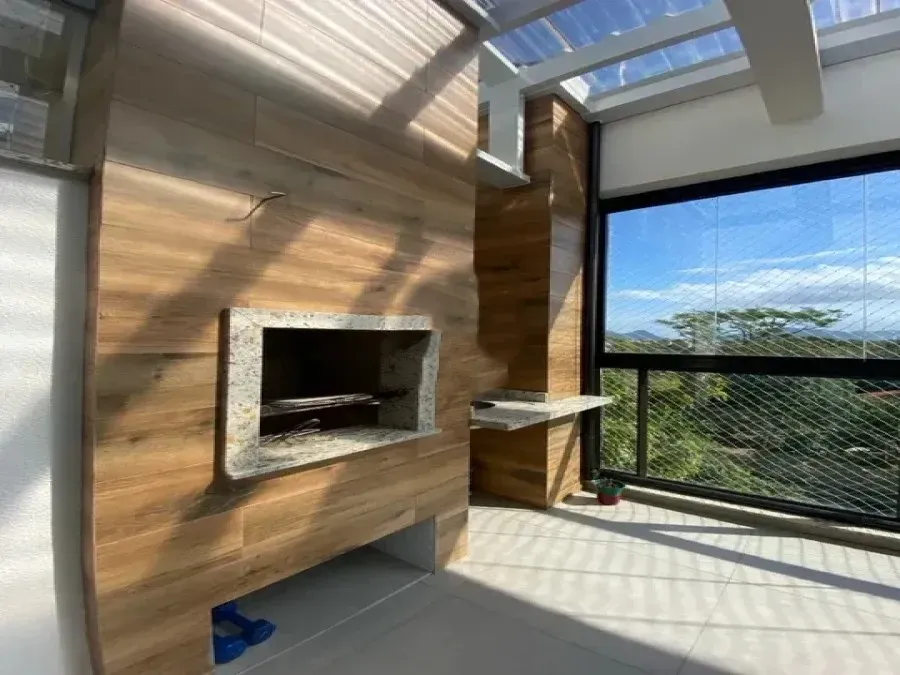 Cobertura com 2 suítes e 1 vaga de garagem - Campeche Florianópolis/SC