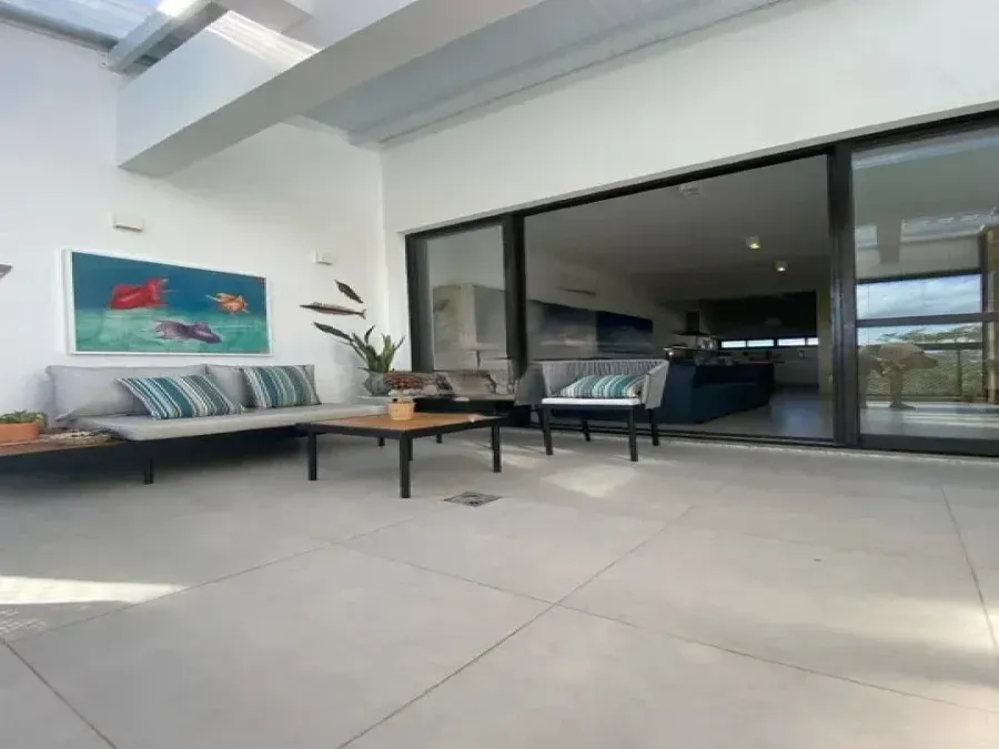 Cobertura com 2 suítes e 1 vaga de garagem - Campeche Florianópolis/SC