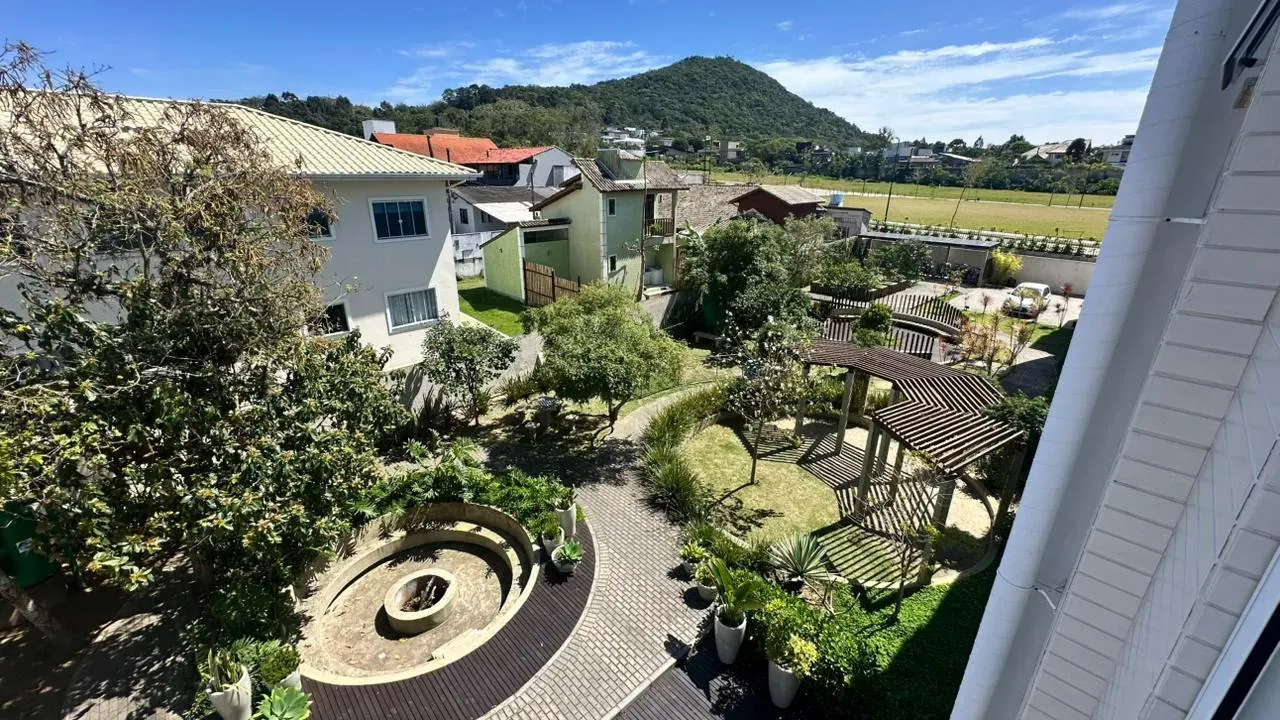 Apartamento com 3 dormitórios sendo 1 suíte e 2 vagas  - Campeche, Florianópolis/SC
