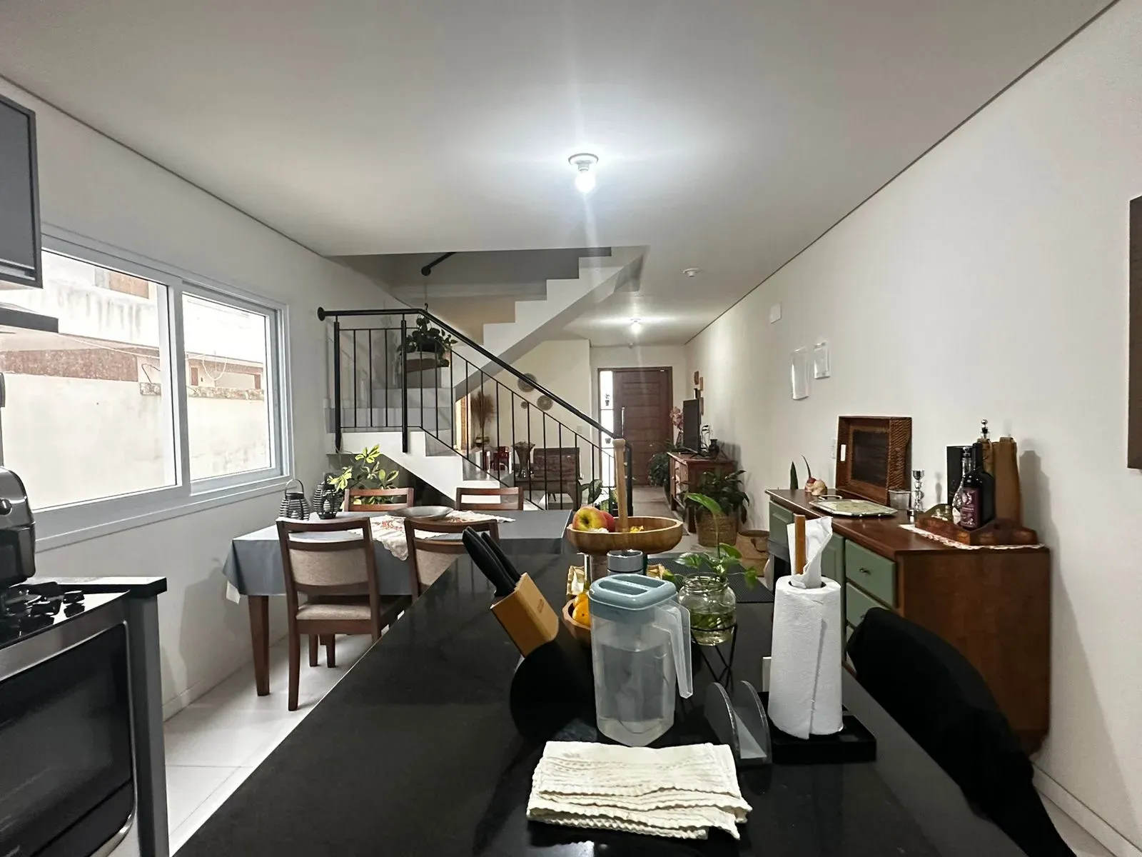 Casa com 3 dormitórios sendo 1 suíte e 2 vagas de garagem - Bairro Campeche, Florianópolis/SC