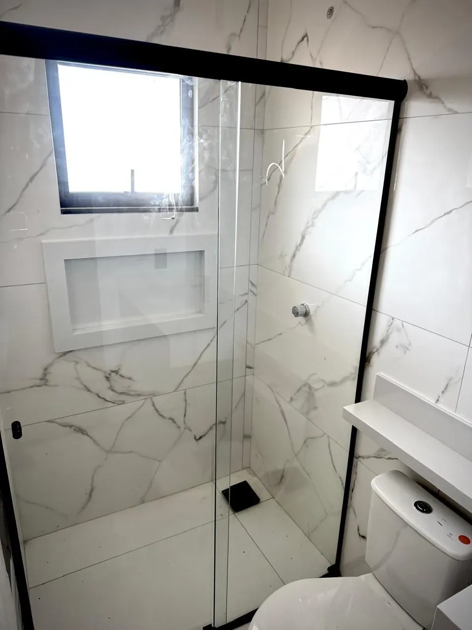 Casa geminada com 2 dormitórios e garagem para 2 carros em Palhoça/SC