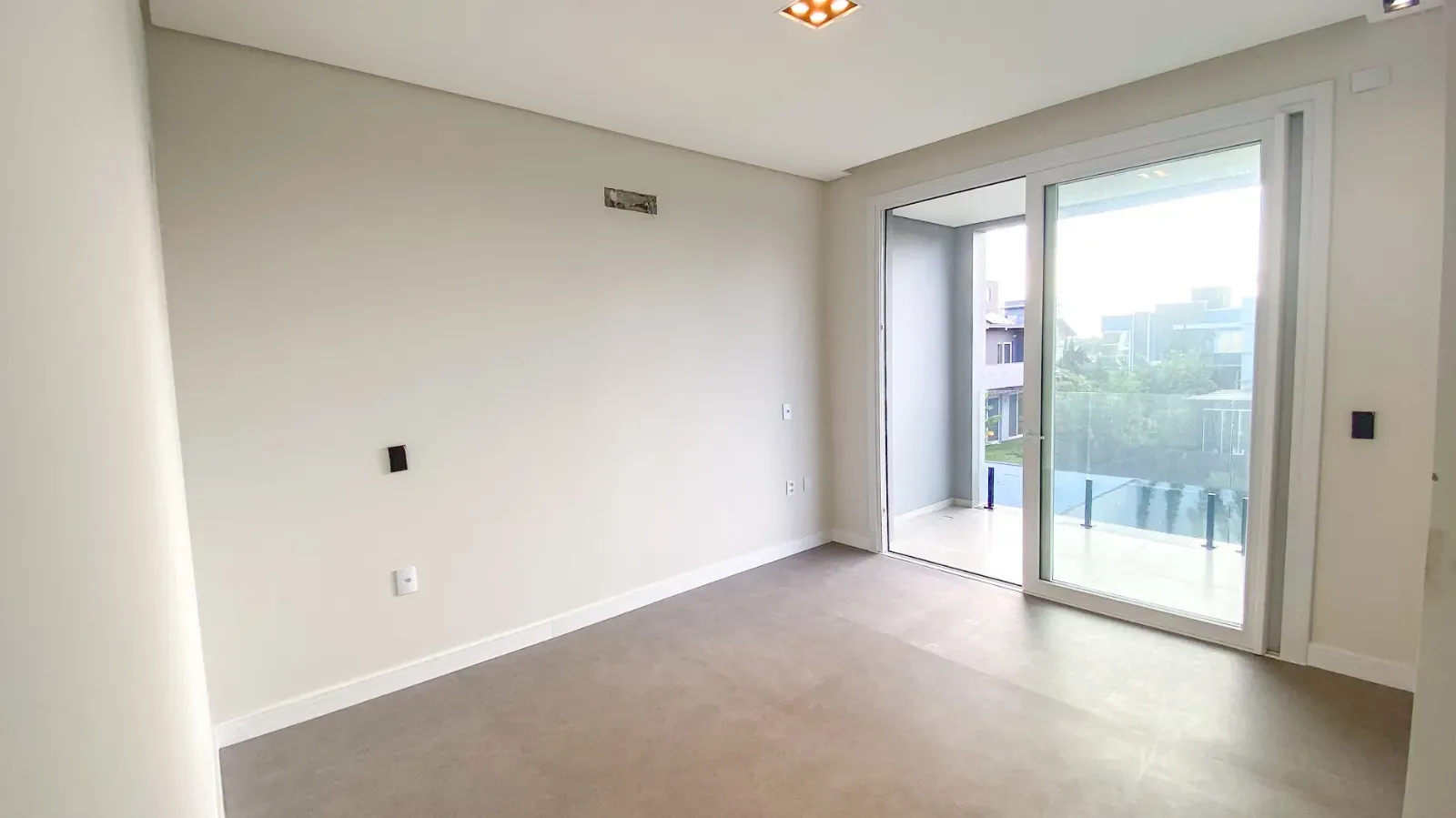 Casa com 4 suítes e 4 vagas de garagem - Campeche,  Florianópolis/SC