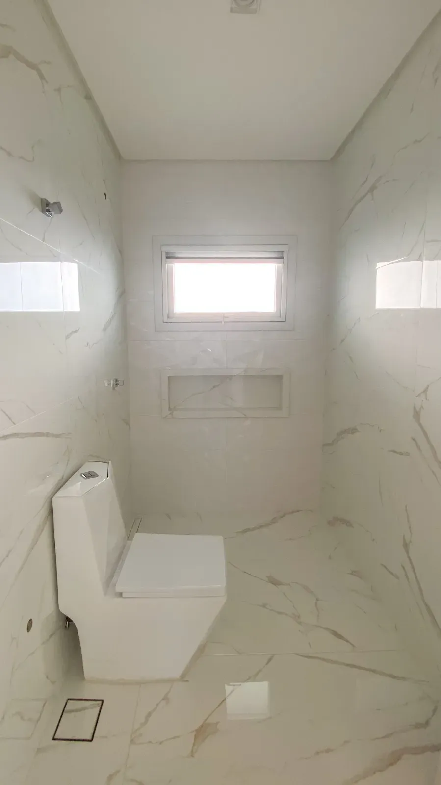 Casa com 4 suítes e 4 vagas de garagem - Campeche,  Florianópolis/SC