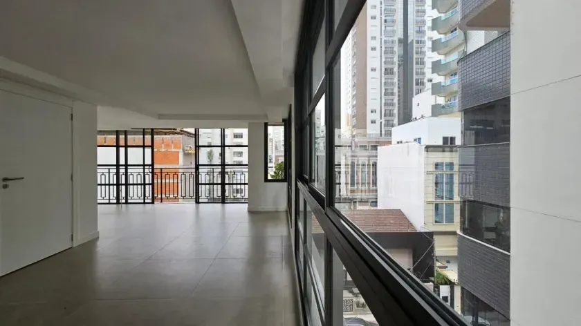 Apartamento no Centro em Balneário Camboriú — foto 12