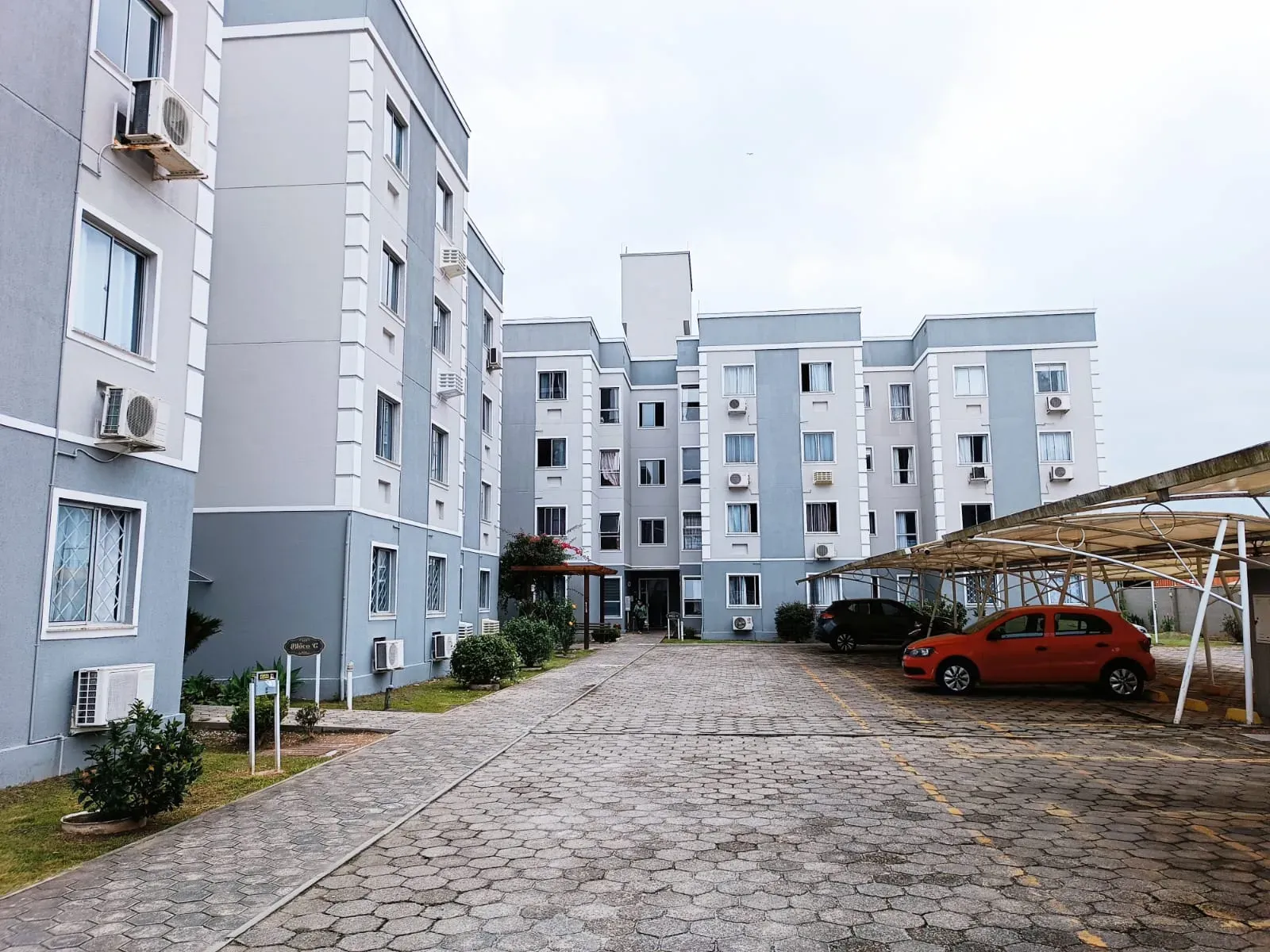 Apartamento com 2 dormitórios e 1 vaga de garagem no Bairro São Judas Tadeu, Balneário Camboriú/SC