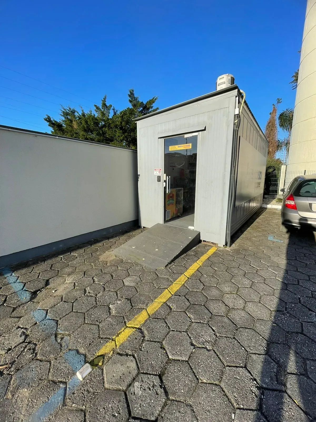 Apartamento 2 dormitórios e 1 vaga de garagem em Palhoça/SC