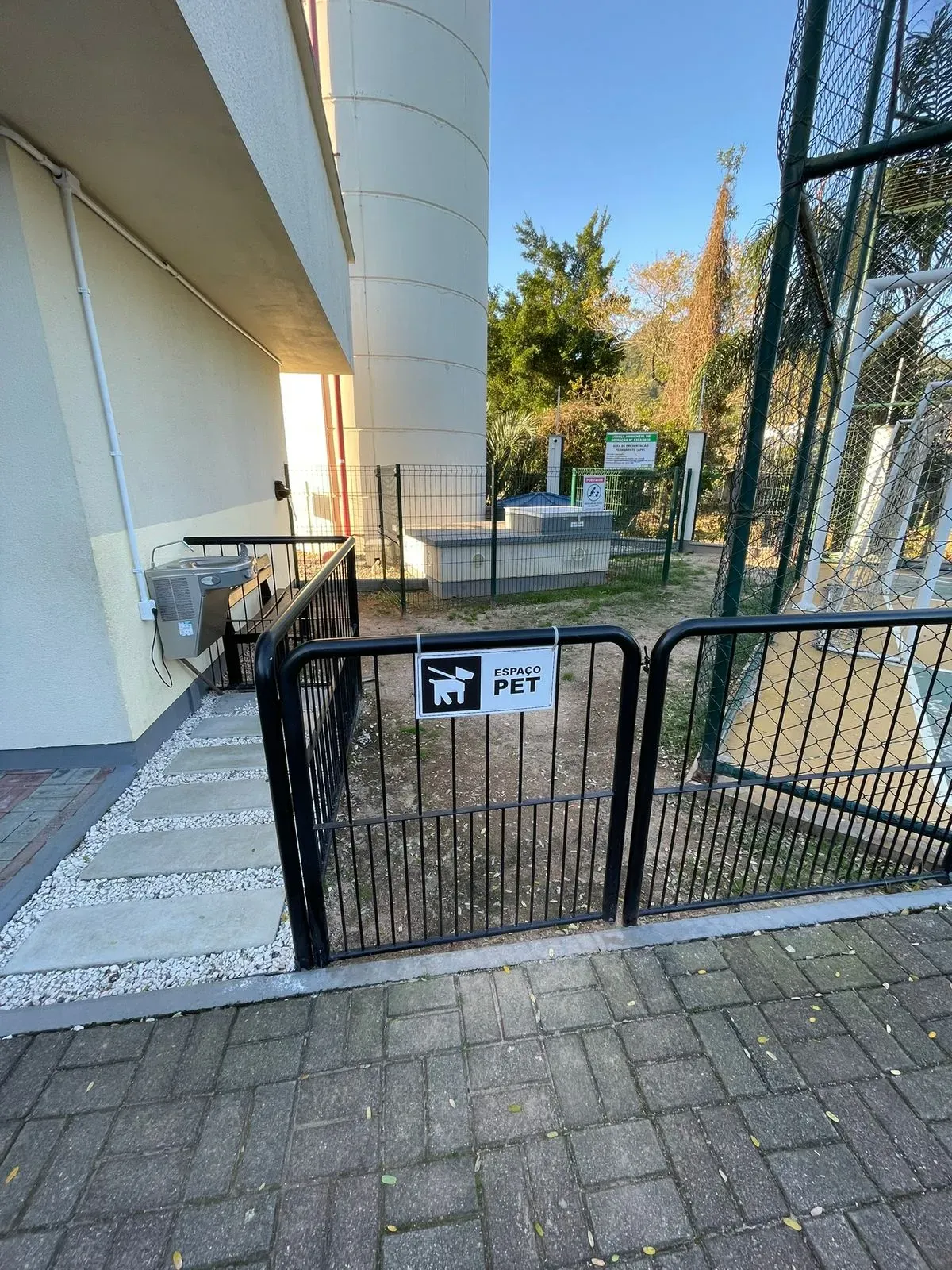 Apartamento 2 dormitórios e 1 vaga de garagem em Palhoça/SC