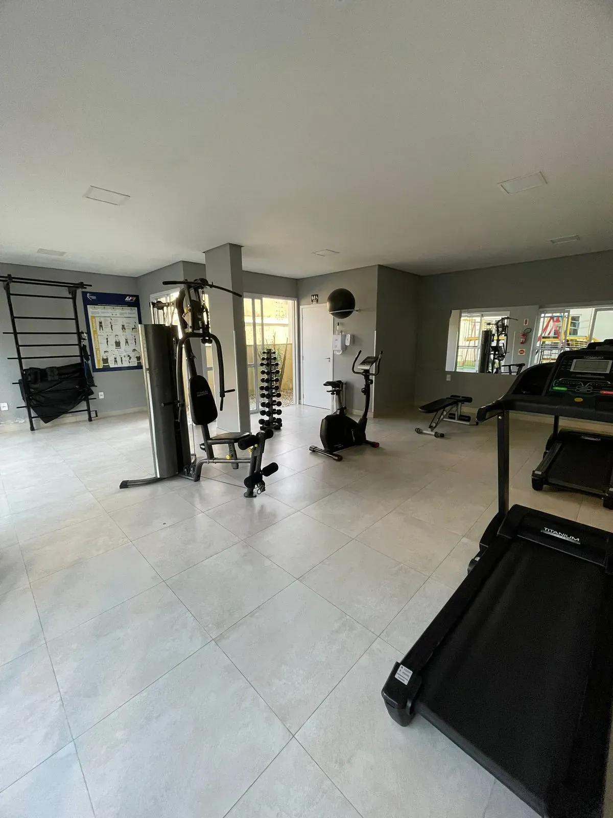 Apartamento 2 dormitórios e 1 vaga de garagem em Palhoça/SC