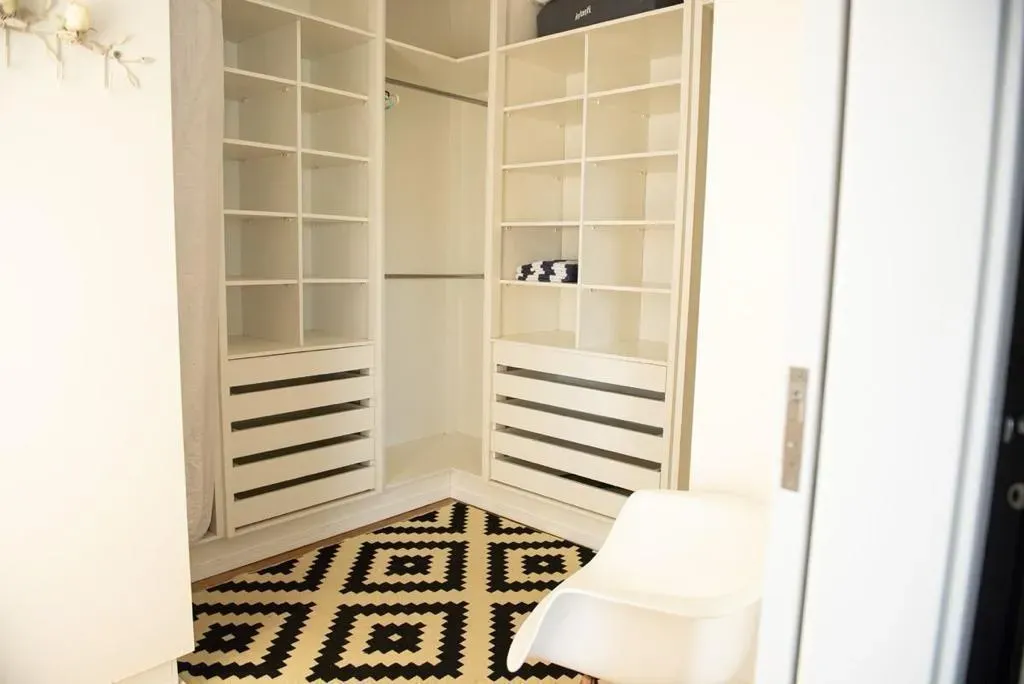 Casa com 5 dormitórios sendo 4 suítes e 6 vagas de garagem em Jurerê Internaciona l Florianópolis/SC