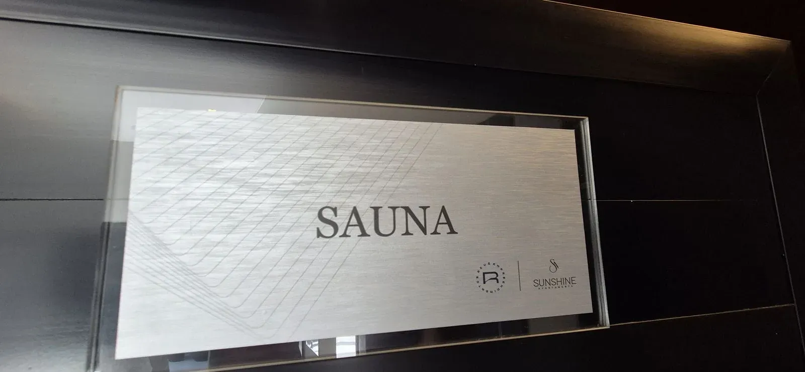 Apartamento com 4 dormitórios sendo 3 suítes e 2 vagas de garagem Pereque | Porto Belo/SC