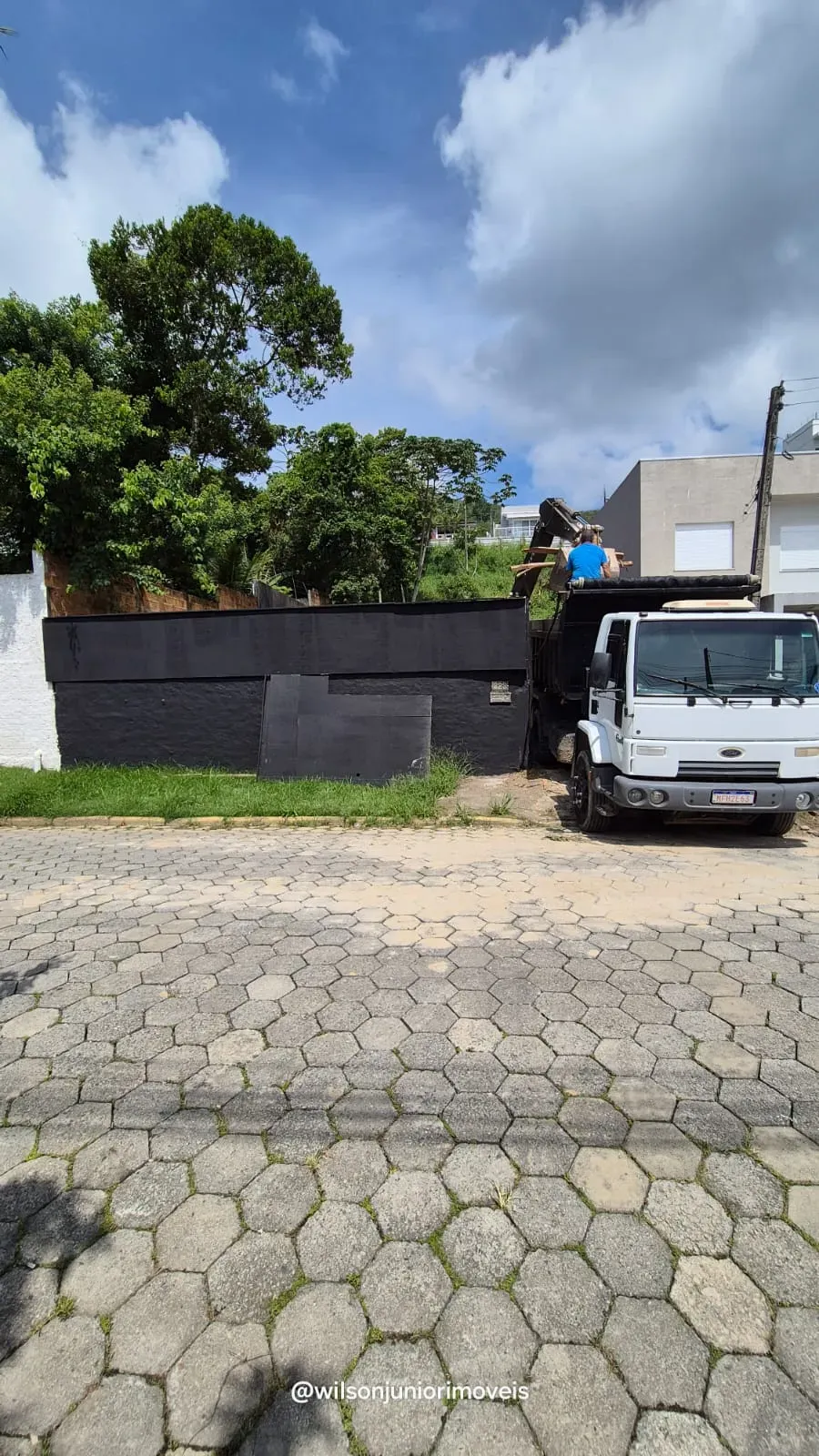 Terreno com 300m² no bairro Vila Nova em Porto Belo/SC