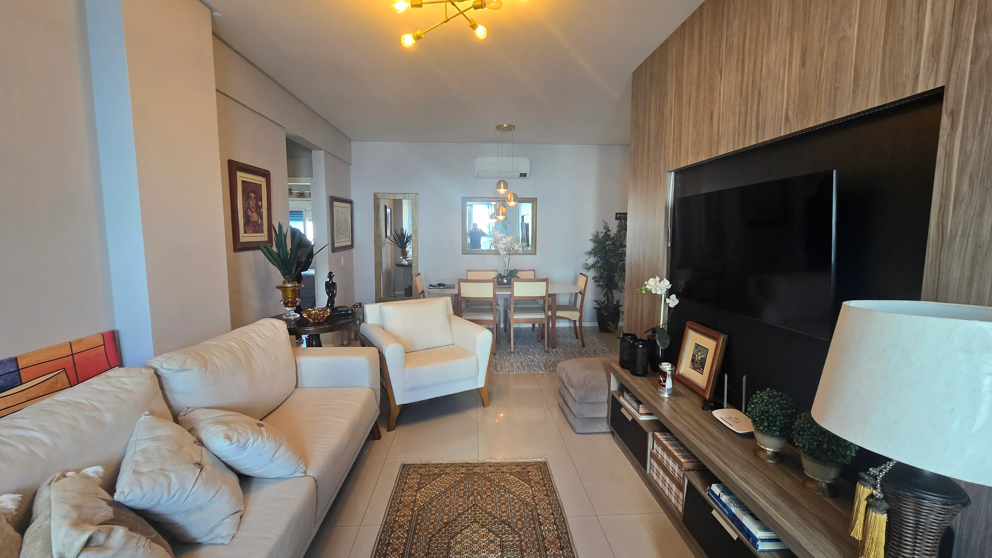 Apartamento garden 2 dormitórios sendo 1 suíte e piscina privativa - Centro de Balneário Camboriú/SC