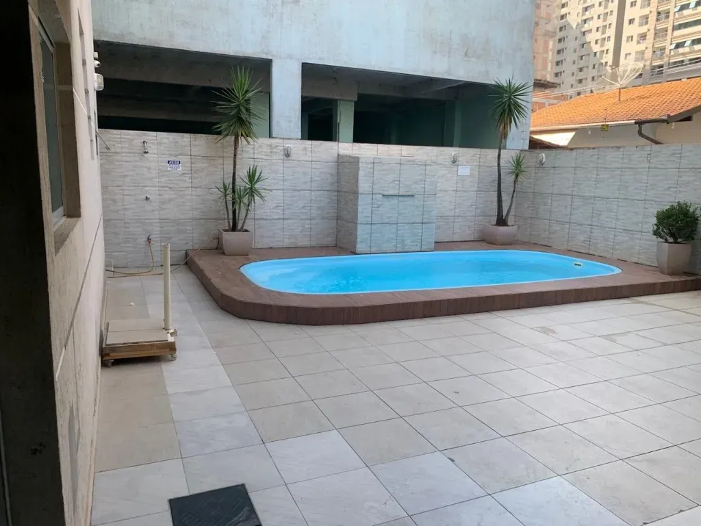 Casa com 4 dormitórios sendo 1 suíte em a 580m do mar em Morretes, Itapema/SC