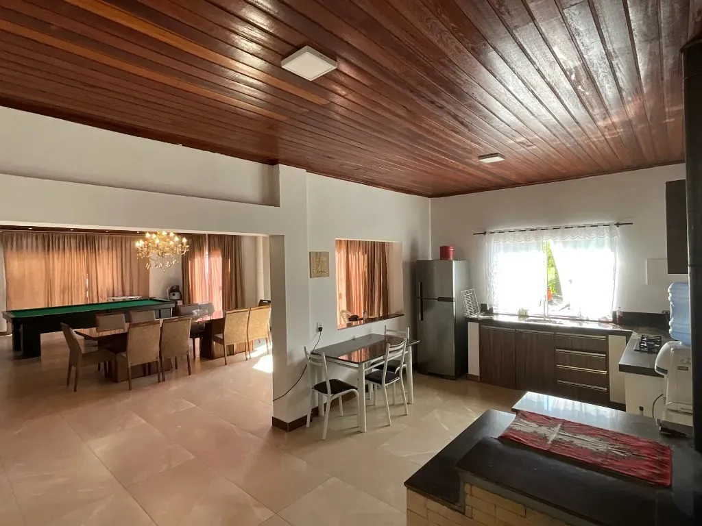 Chácara com 940m² com casa de 2 dormitórios e 3 vagas - Bairro Sertão do Trombudo/SC