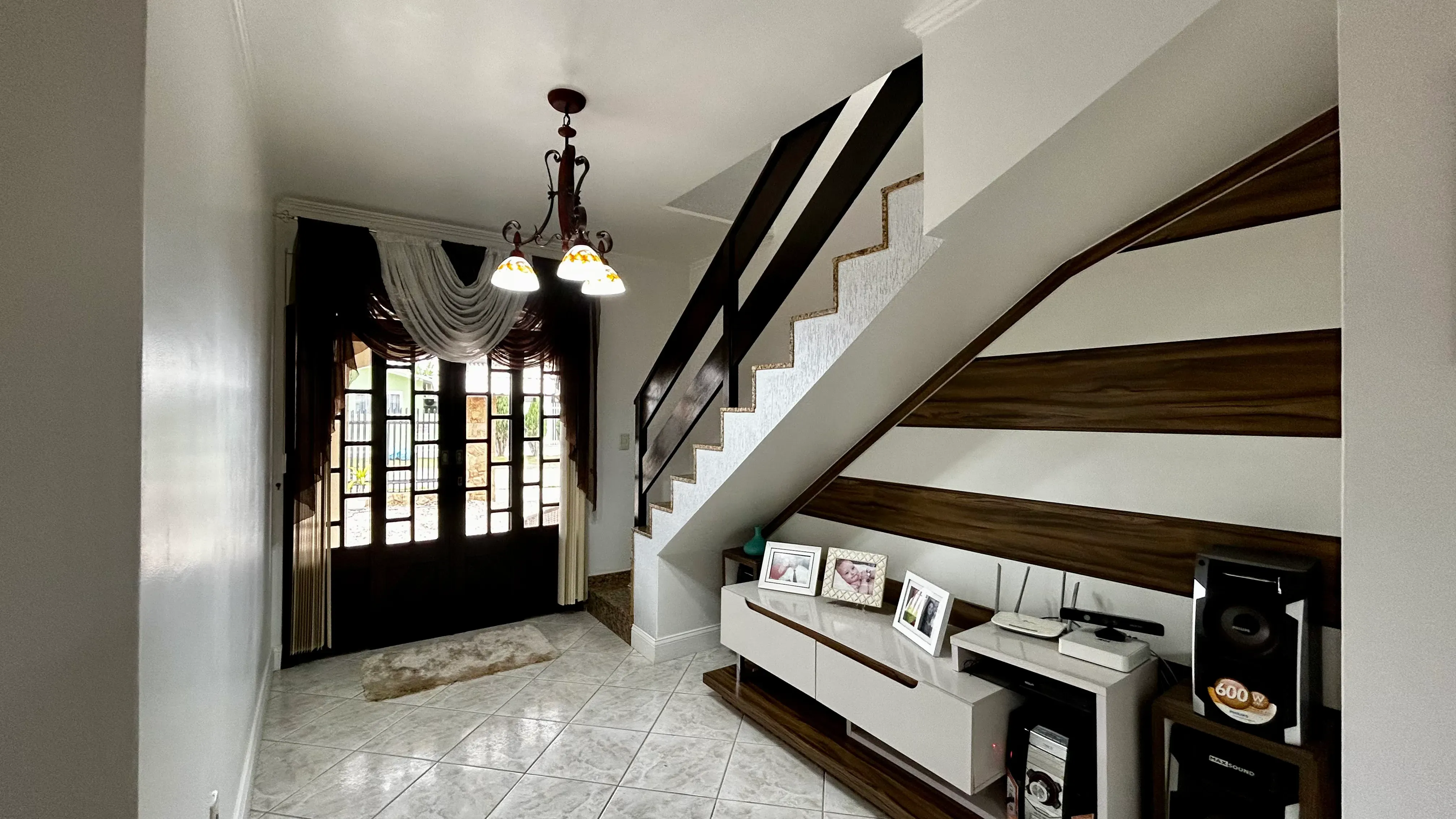 Casa de alto padrão 3 dormitórios sendo 1 suíte 1 vaga, Prainha de São Miguel - Penha/SC