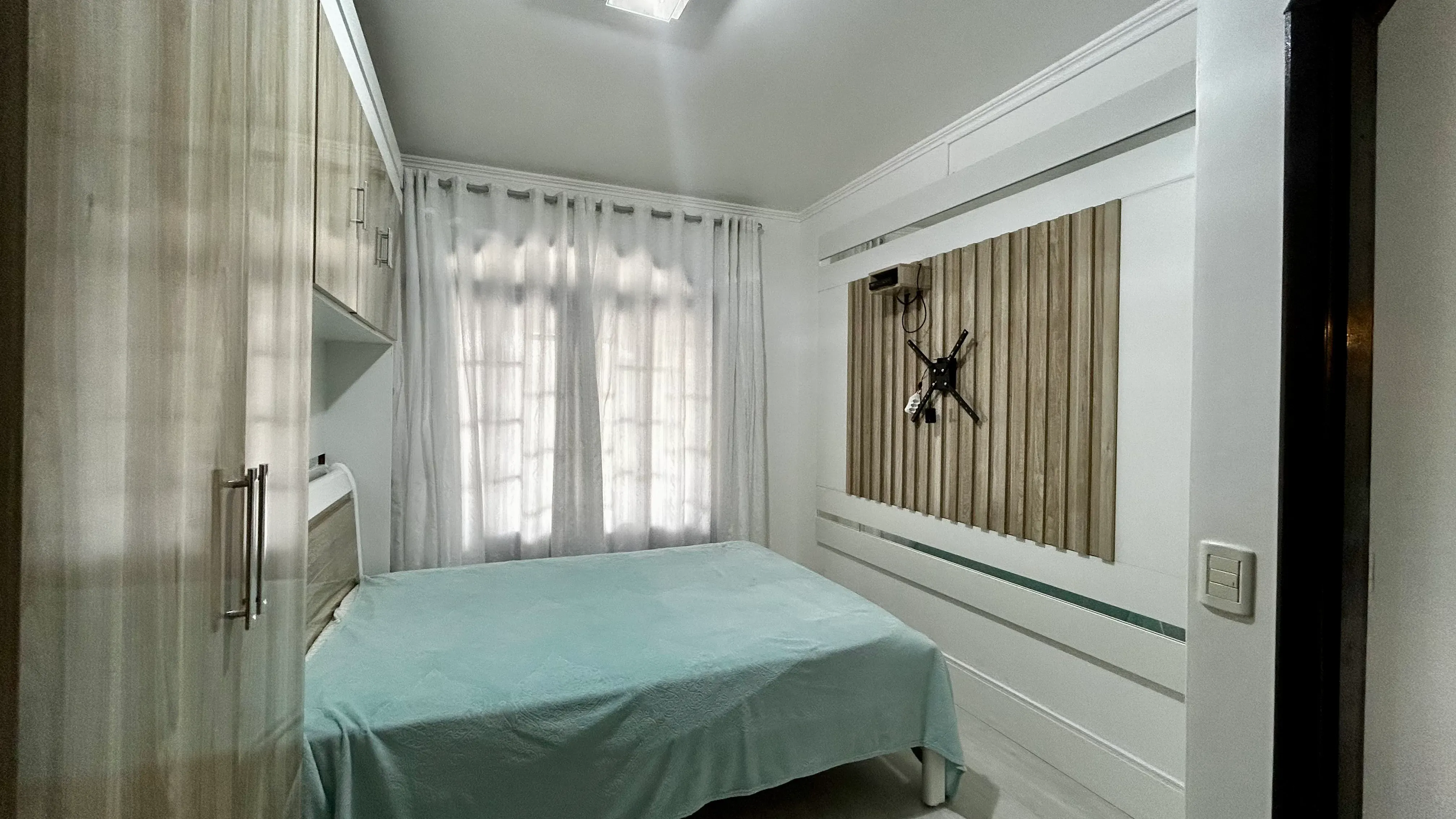 Casa de alto padrão 3 dormitórios sendo 1 suíte 1 vaga, Prainha de São Miguel - Penha/SC