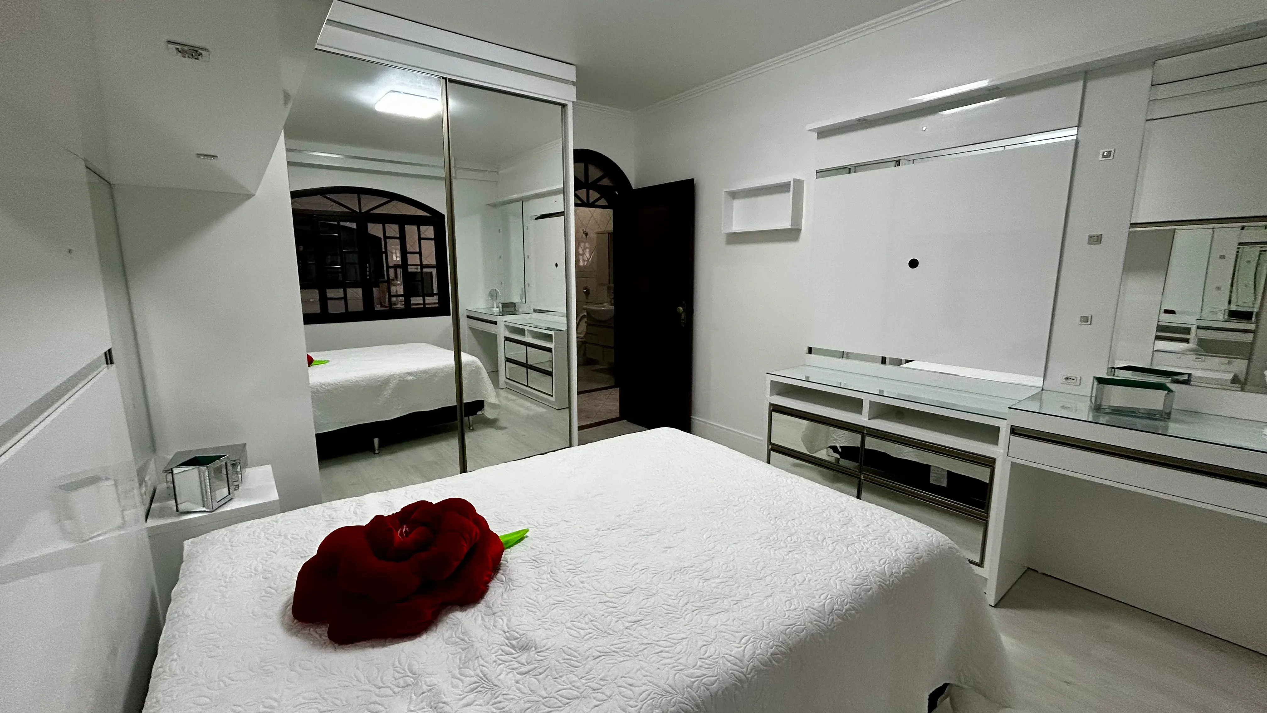 Casa de alto padrão 3 dormitórios sendo 1 suíte 1 vaga, Prainha de São Miguel - Penha/SC