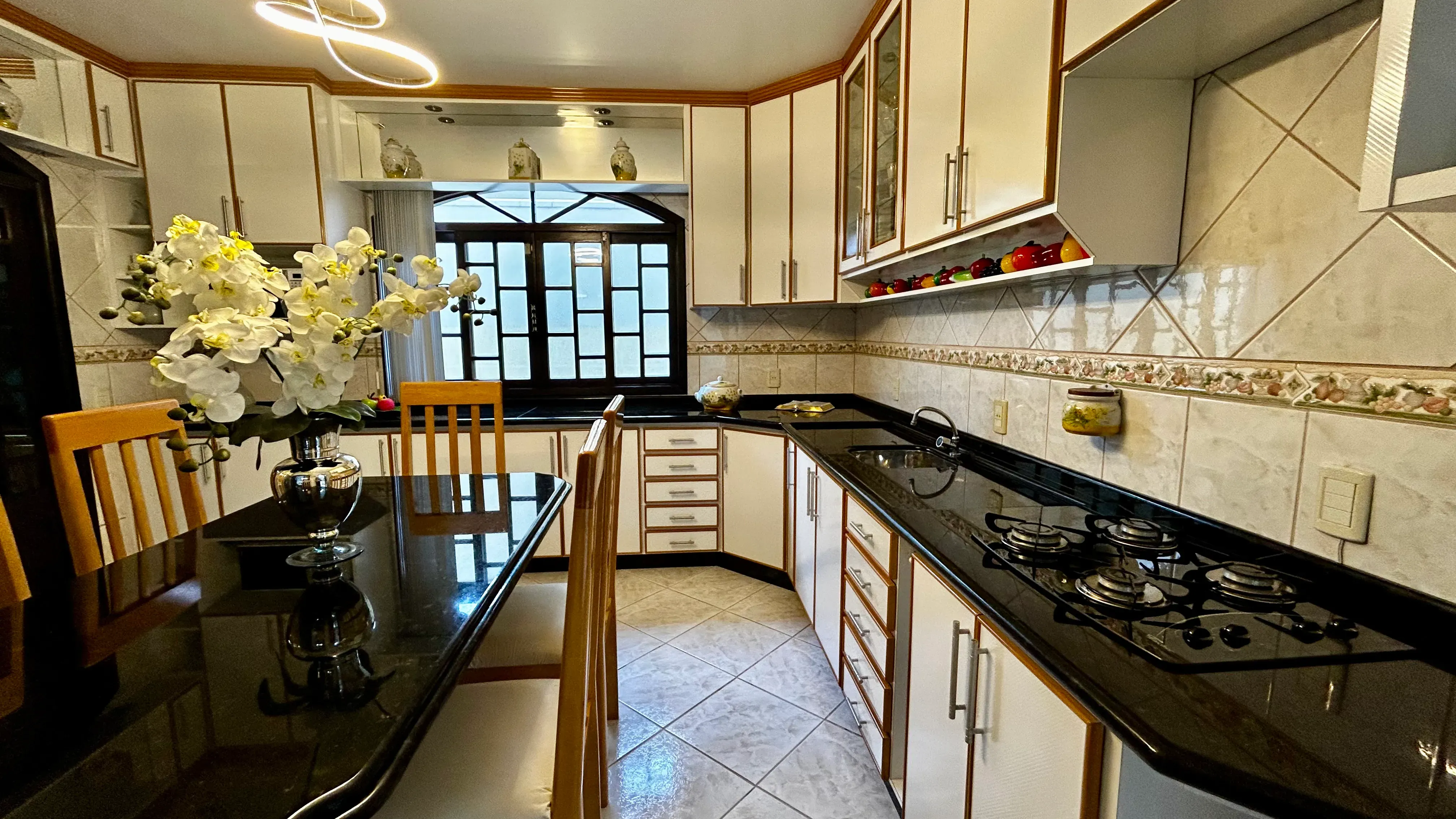 Casa de alto padrão 3 dormitórios sendo 1 suíte 1 vaga, Prainha de São Miguel - Penha/SC