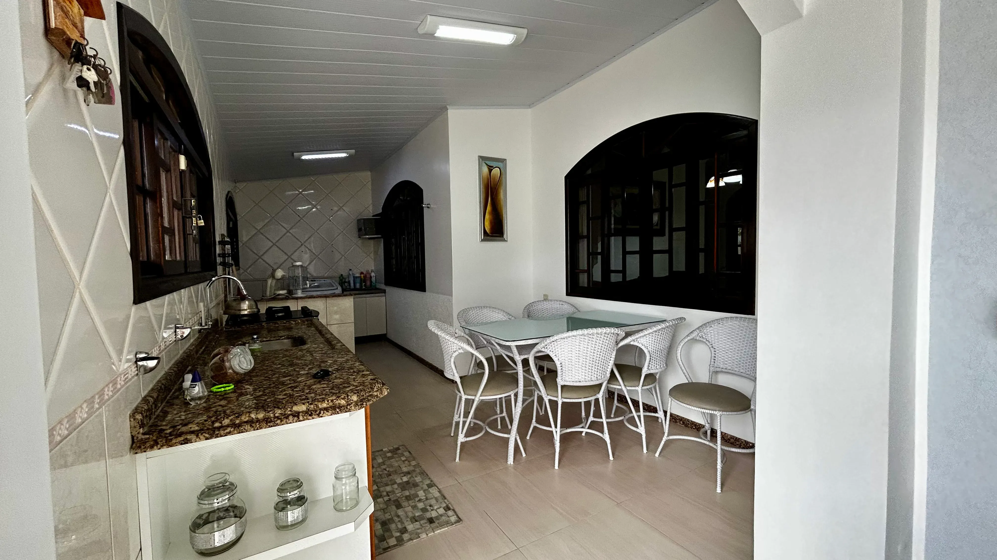 Casa de alto padrão 3 dormitórios sendo 1 suíte 1 vaga, Prainha de São Miguel - Penha/SC